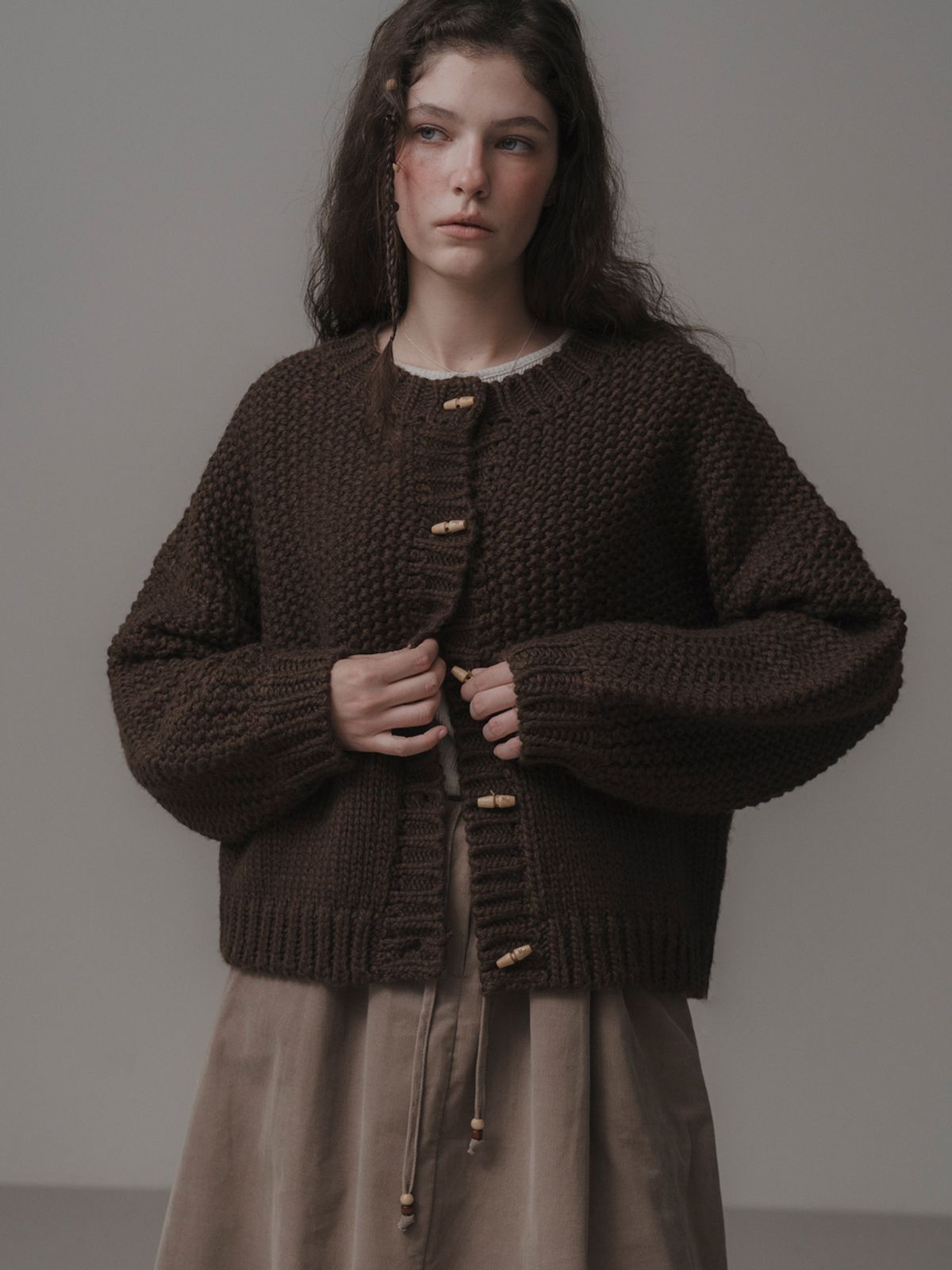 더미튼(THEMITTEN) Woolly duffle cardigan (brown)