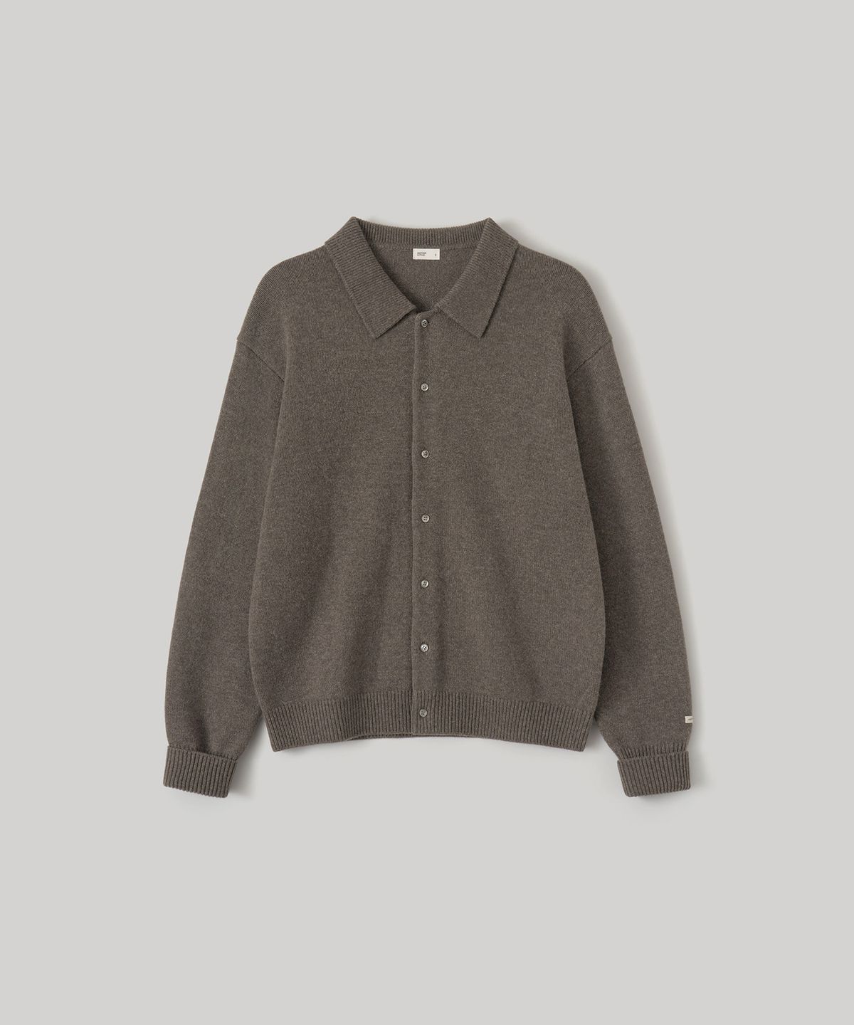 어나더 오피스(ANOTHER OFFICE) Scape Polo Wool Cardigan (Mole)