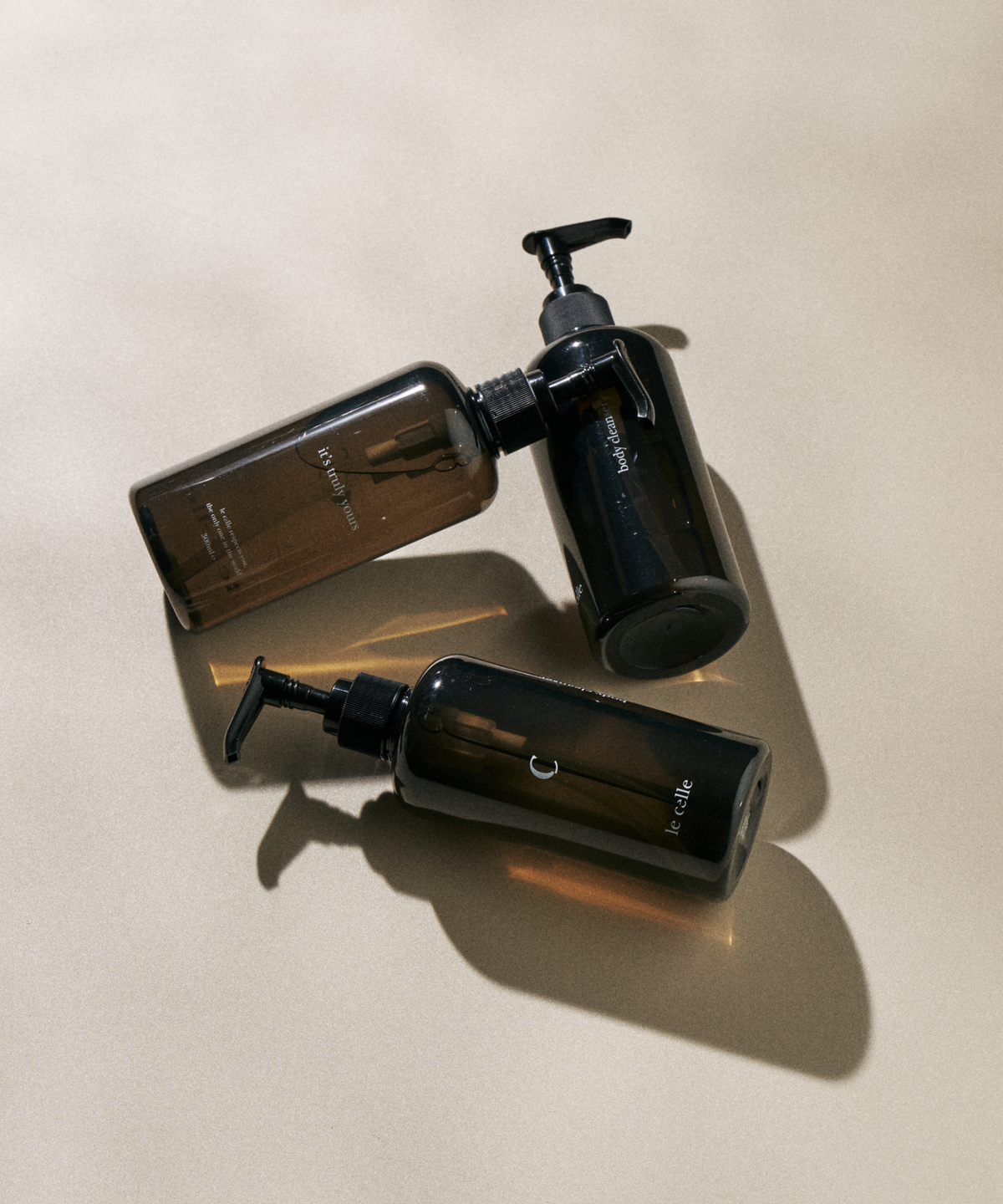 르셀르(LECELLE) 퍼퓸 바디클렌저 300ml [풍부한 거품·은은한 향]