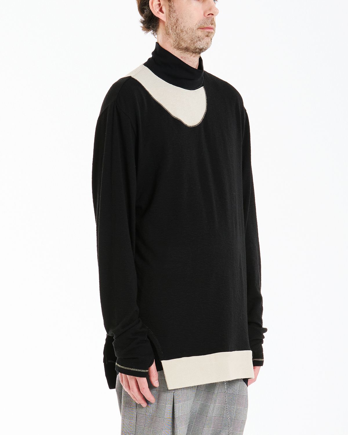 와이쏘씨리얼즈(WHYSOCEREALZ) Over-Easy Turtleneck (black)