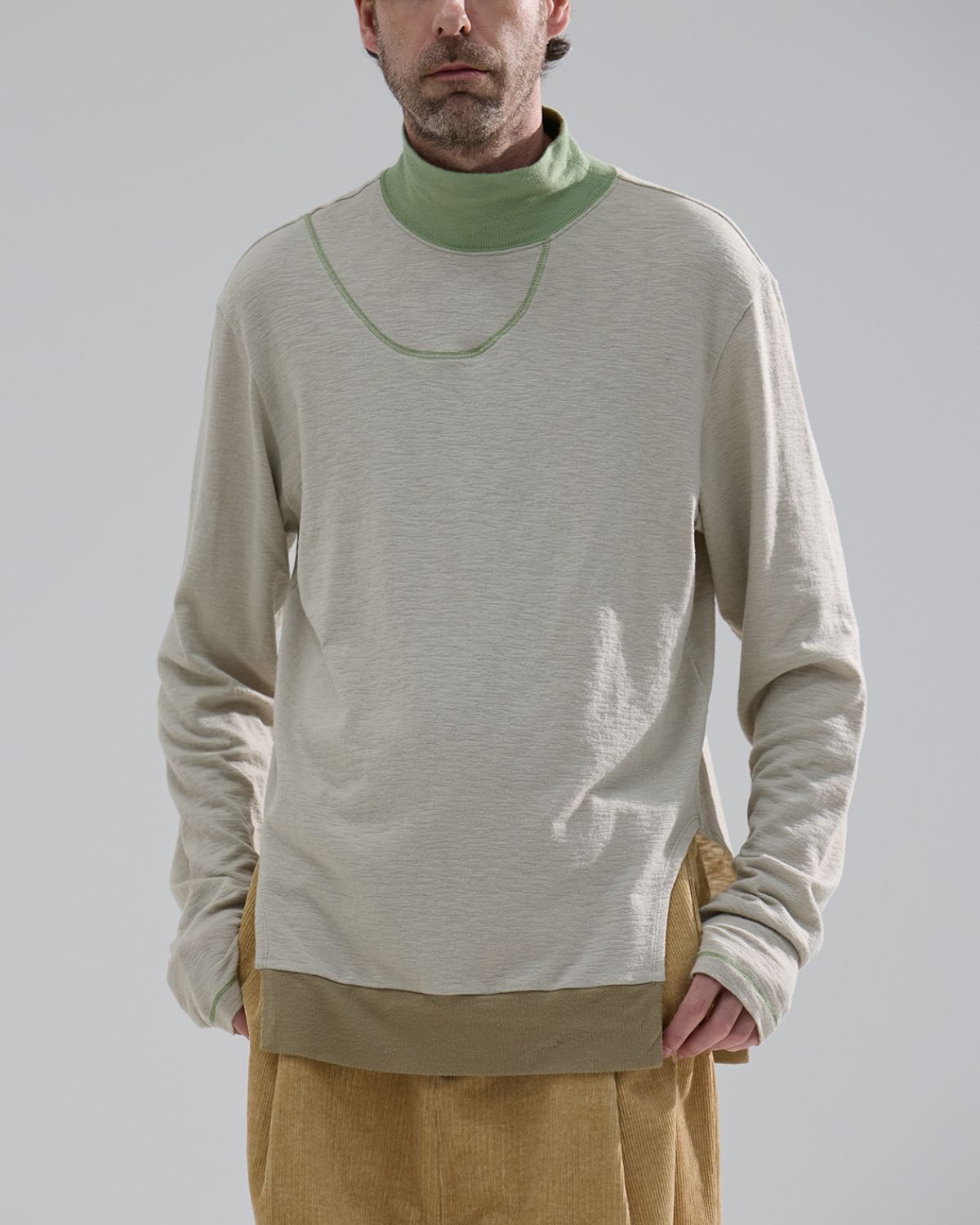 와이쏘씨리얼즈(WHYSOCEREALZ) Over-Easy Turtleneck (apple)
