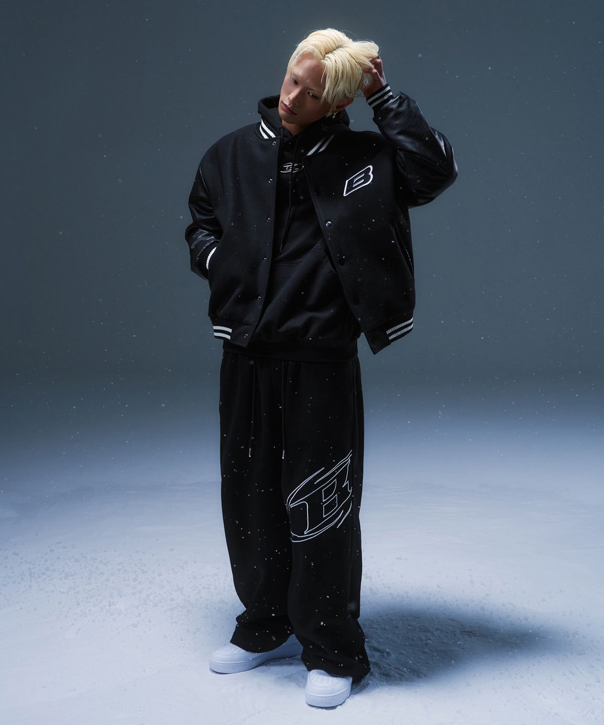 본투윈(BORN TO WIN) VARSITY QUILTING JACKET [BLACK]