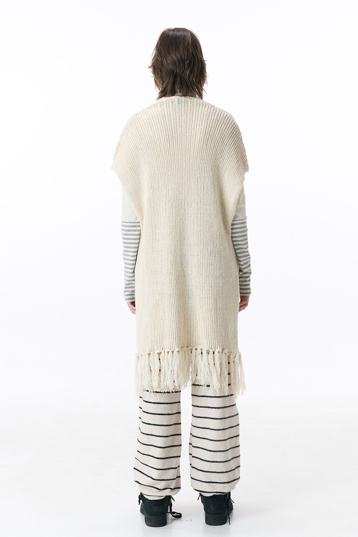 파히섬(PAHISUM) 망토 니트 드레스_아이보리