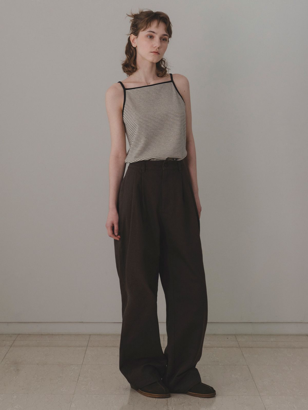 더미튼(THEMITTEN) Savory cotton pants (bark)