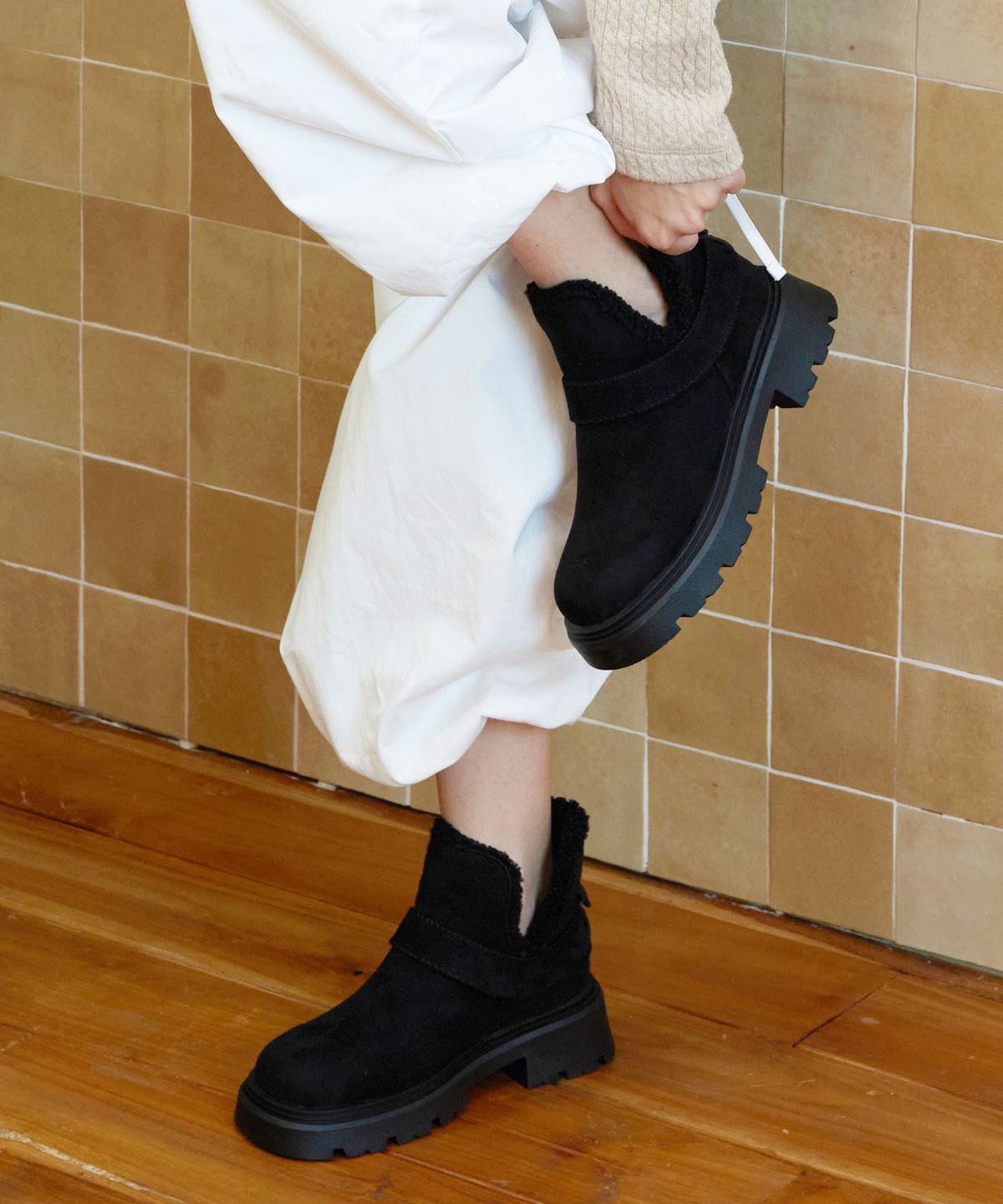 세스띠(CESTI) 모던 워머 앵클부츠 (BLACK)