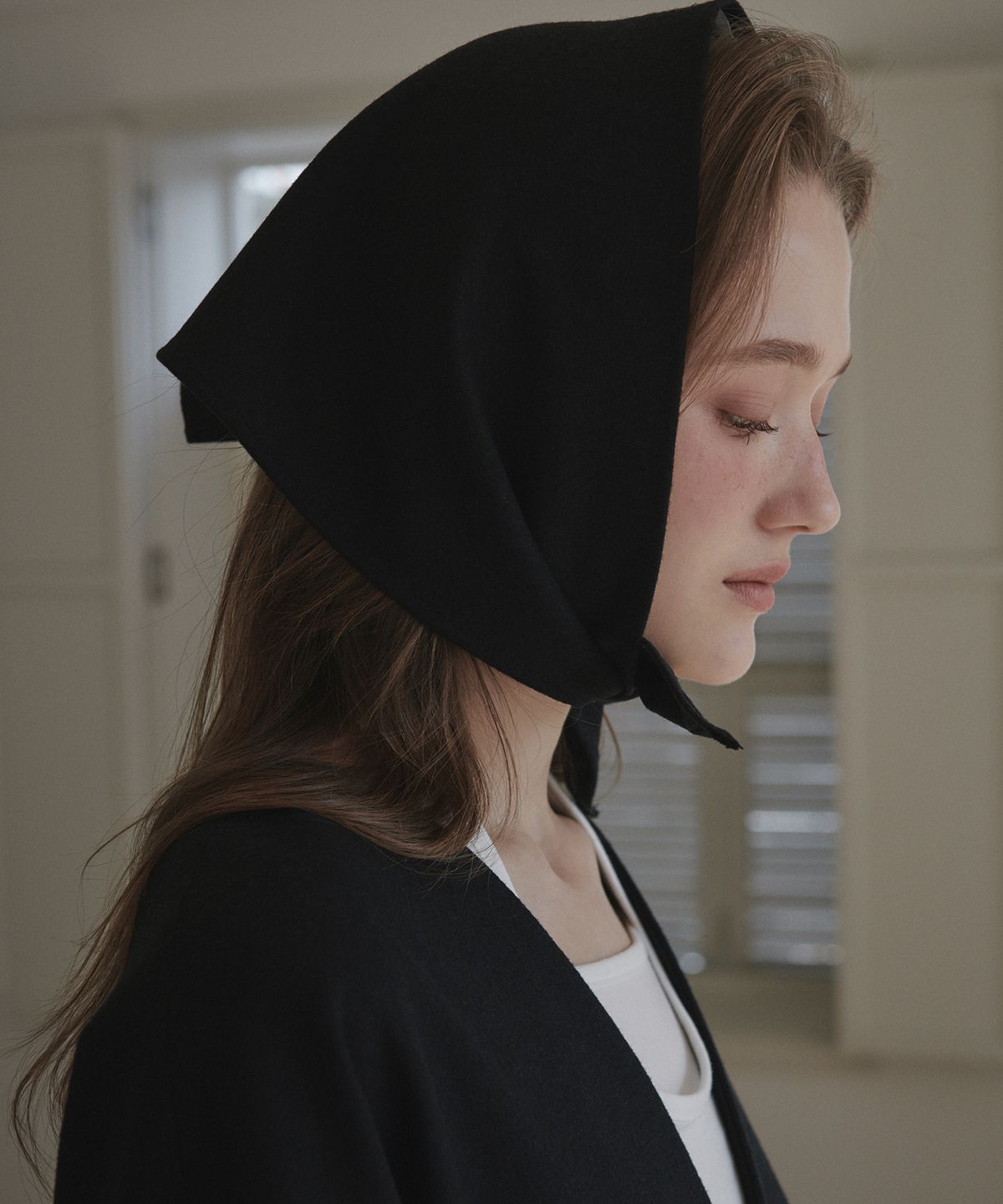 마우솔레움(MAU SOLEUM) Helena Wool Head Scarf Coat Set - Dark Navy