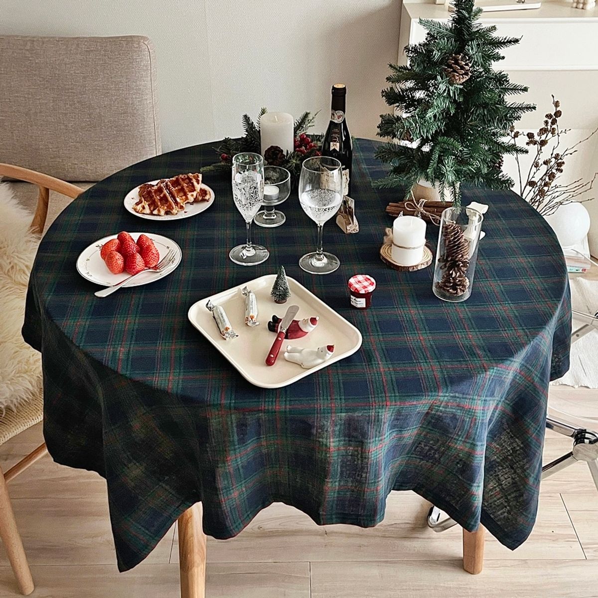 앨리건트 테이블(ELEGANT TABLE) 윈터 홀리데이 체크 크리스마스테이블보 3type