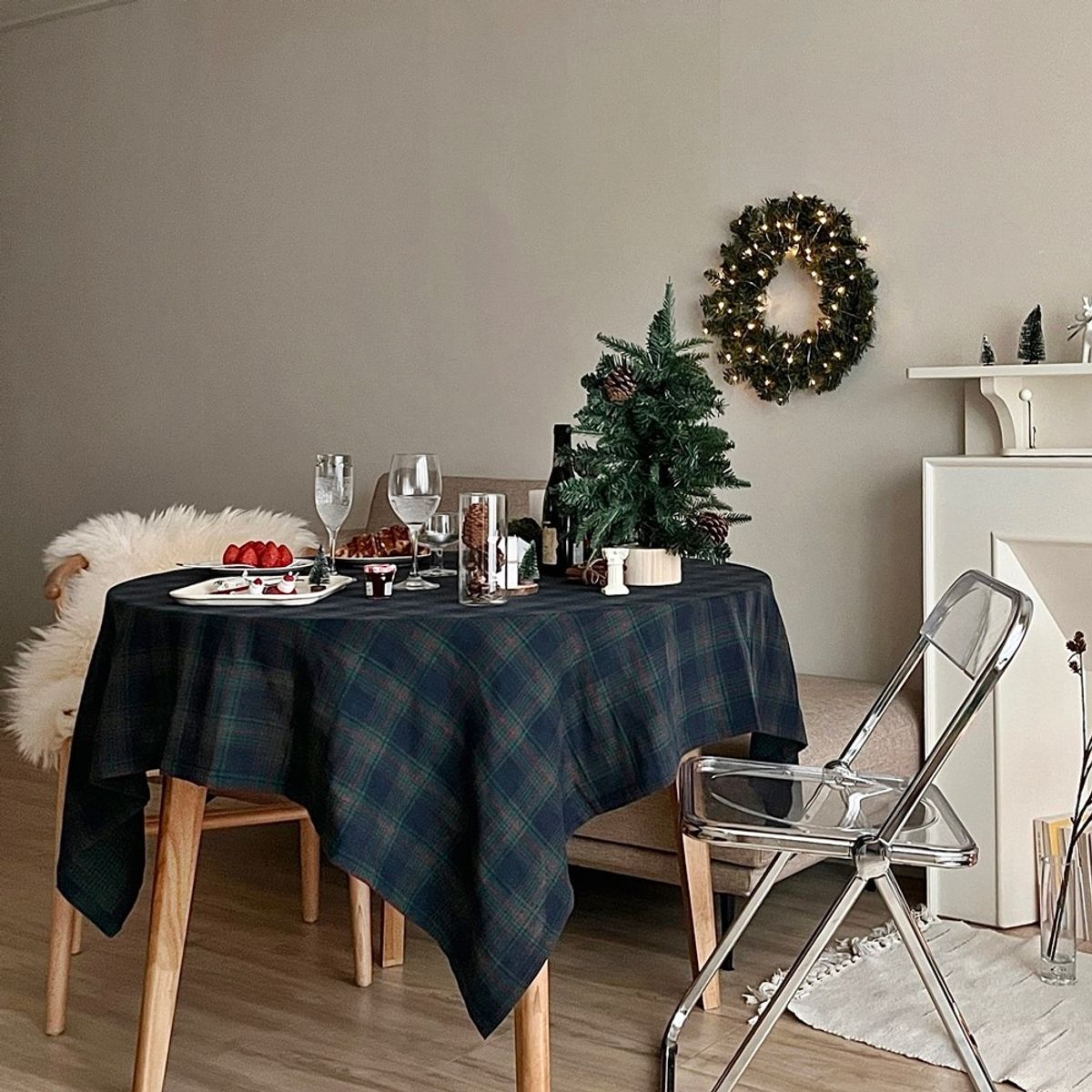 앨리건트 테이블(ELEGANT TABLE) 윈터 홀리데이 체크 크리스마스테이블보 3type
