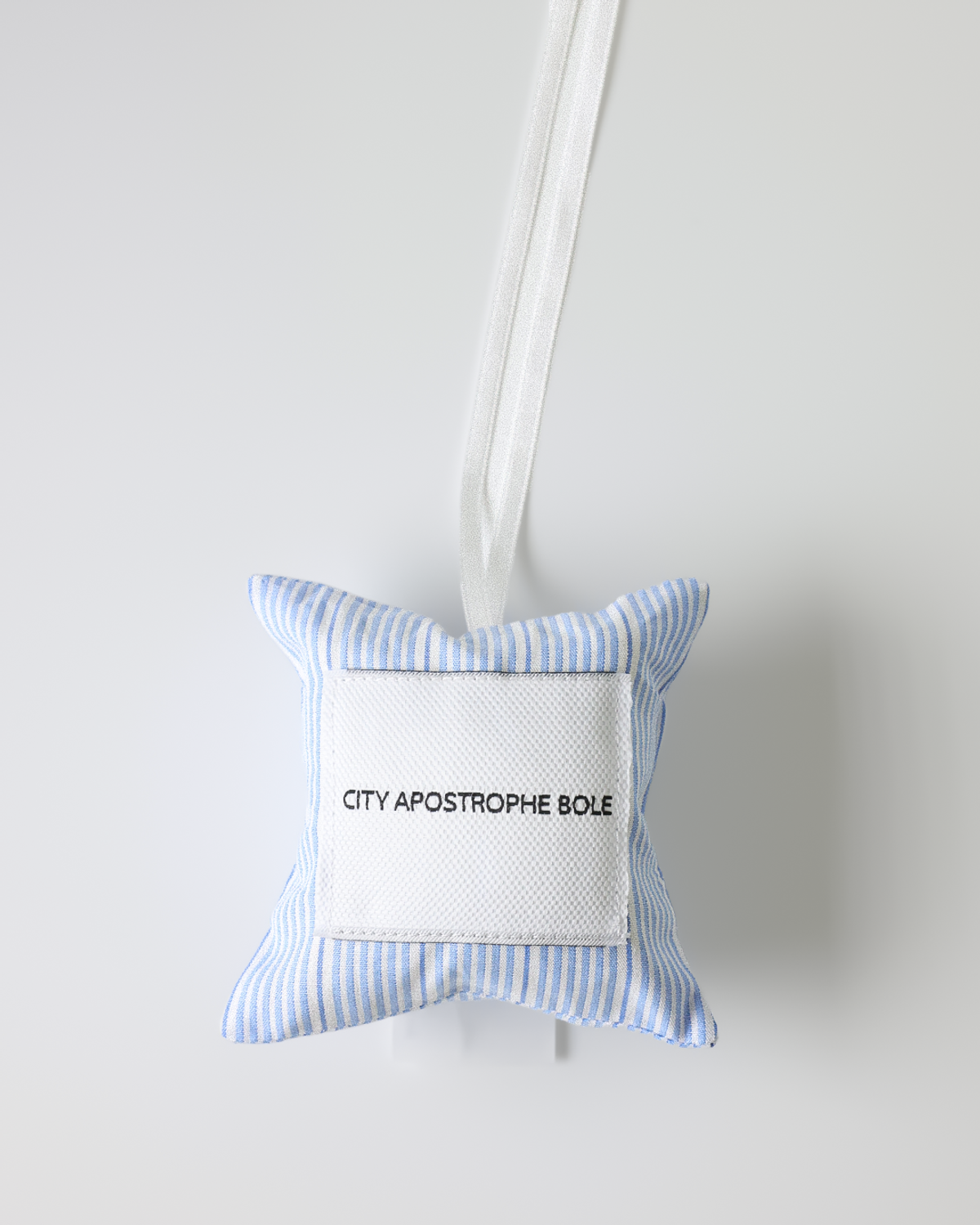 시티 아포스트로피 볼(CITYAPOSTROPHEBOLE) 따스한 봄 햇살을 머금은 하얀 아카시아 오르세 샤쉐