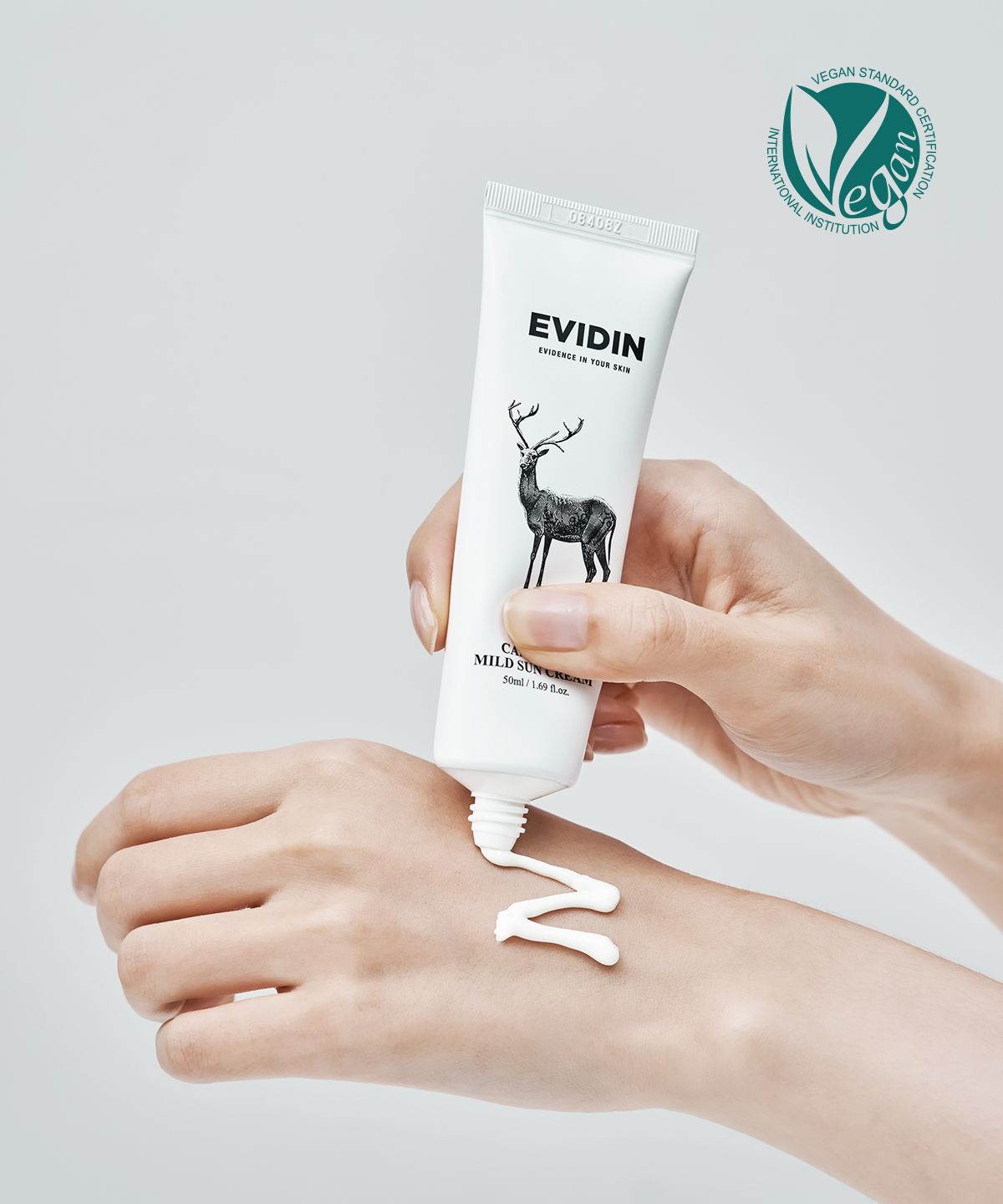 에비딘(EVIDENCE IN YOUR SKIN) 까멜리아 마일드 선크림 SPF50+ PA++++  50ml
