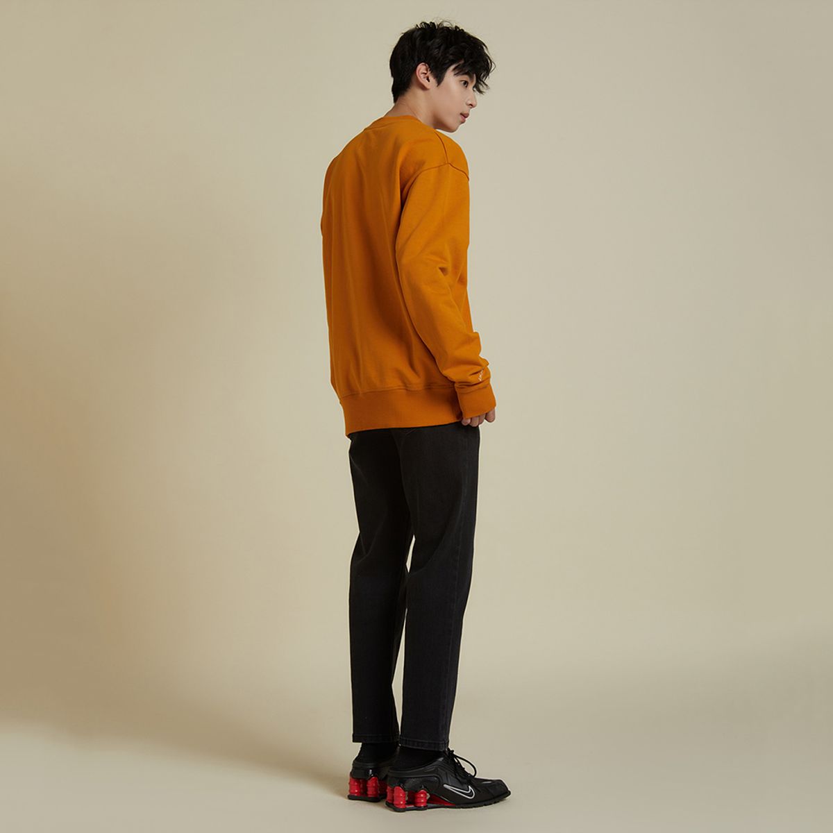 플라즈(PLADS7) CARL SWEATSHIRT_M226CTS704M