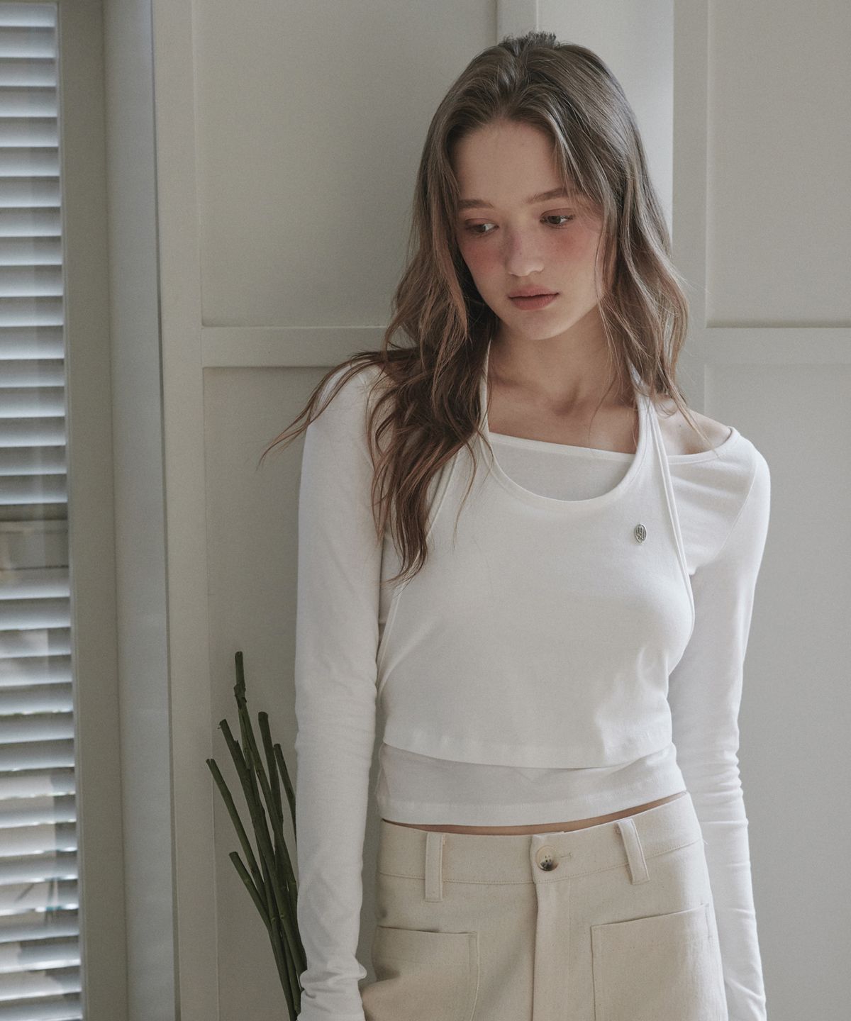 마우솔레움(MAU SOLEUM) Lyn Halter Layered T-Shirt - White