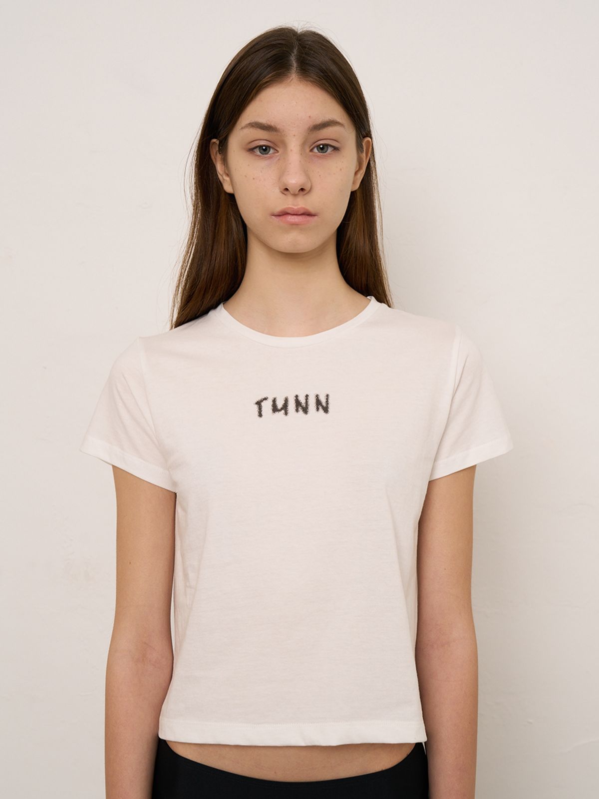 티엠엔엔(TMNN) TMNN logo t-shirt (white) - 사이즈 & 후기 | 무신사