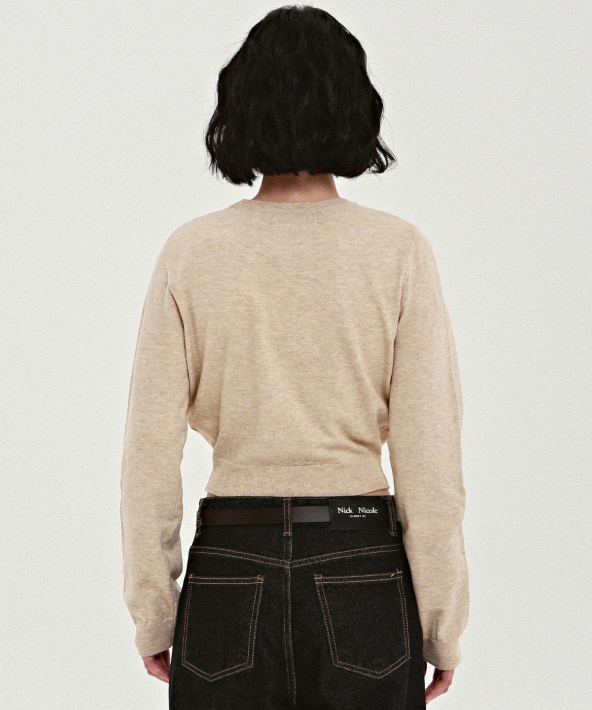 닉앤니콜(NICK&NICOLE) MINI BUTTERFLY SIGNATURE SLEEVE KNIT_BEIGE BROWN