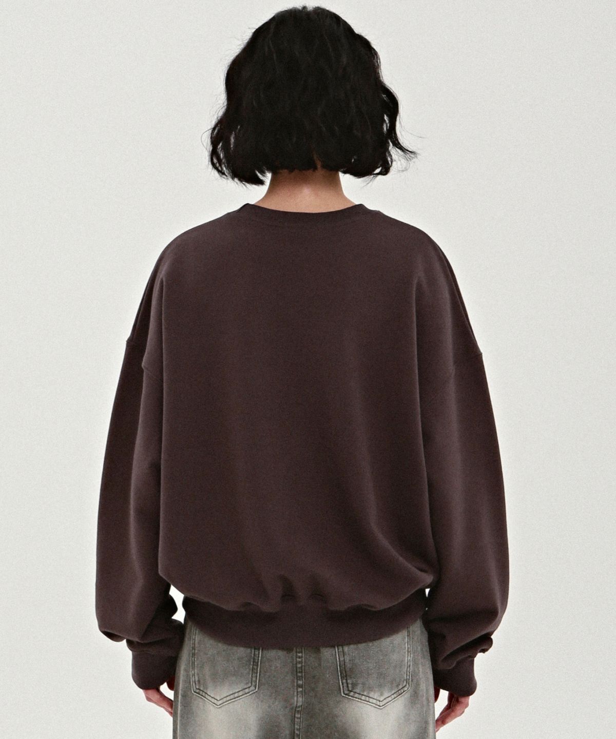 닉앤니콜(NICK&NICOLE) NICOLE BUTTERFLY QUALITY SWEATSHIRT_CHARCOAL