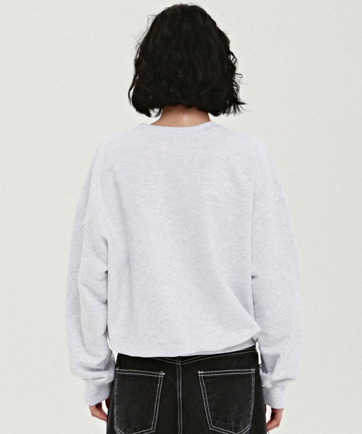 닉앤니콜(NICK&NICOLE) NICOLE BUTTERFLY QUALITY SWEATSHIRT_MELANGE SILVER