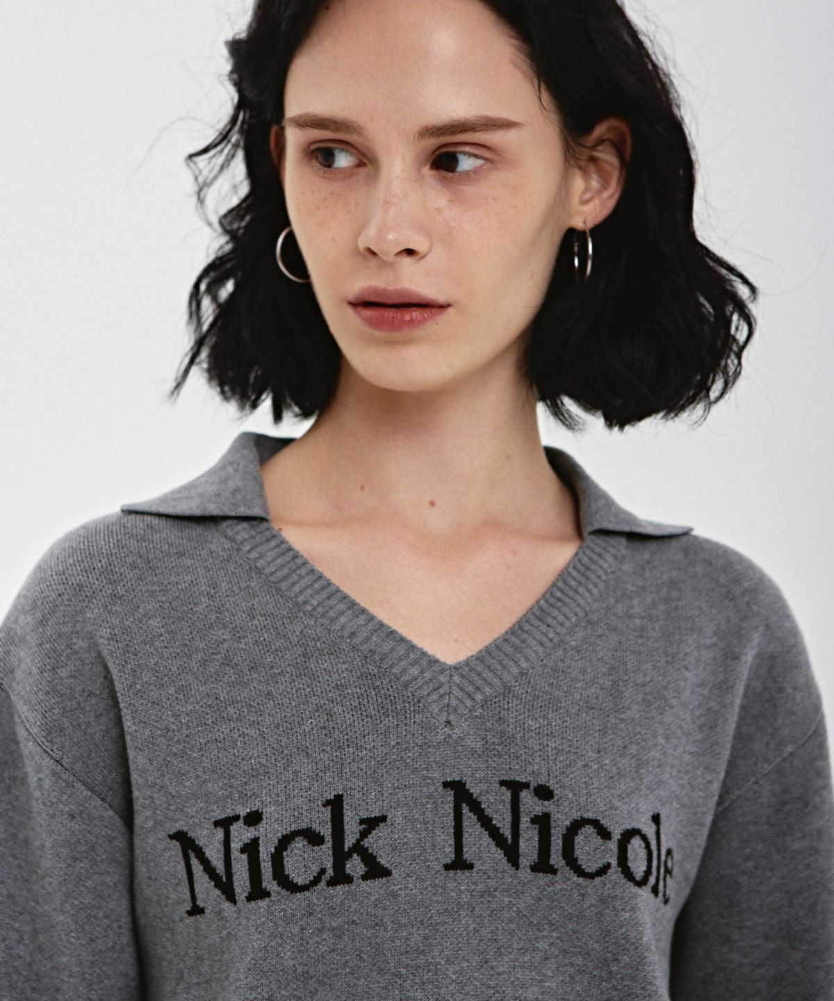 닉앤니콜(NICK&NICOLE) NICOLE COLOR BLOCK COLLAR KNIT_CHARCOAL