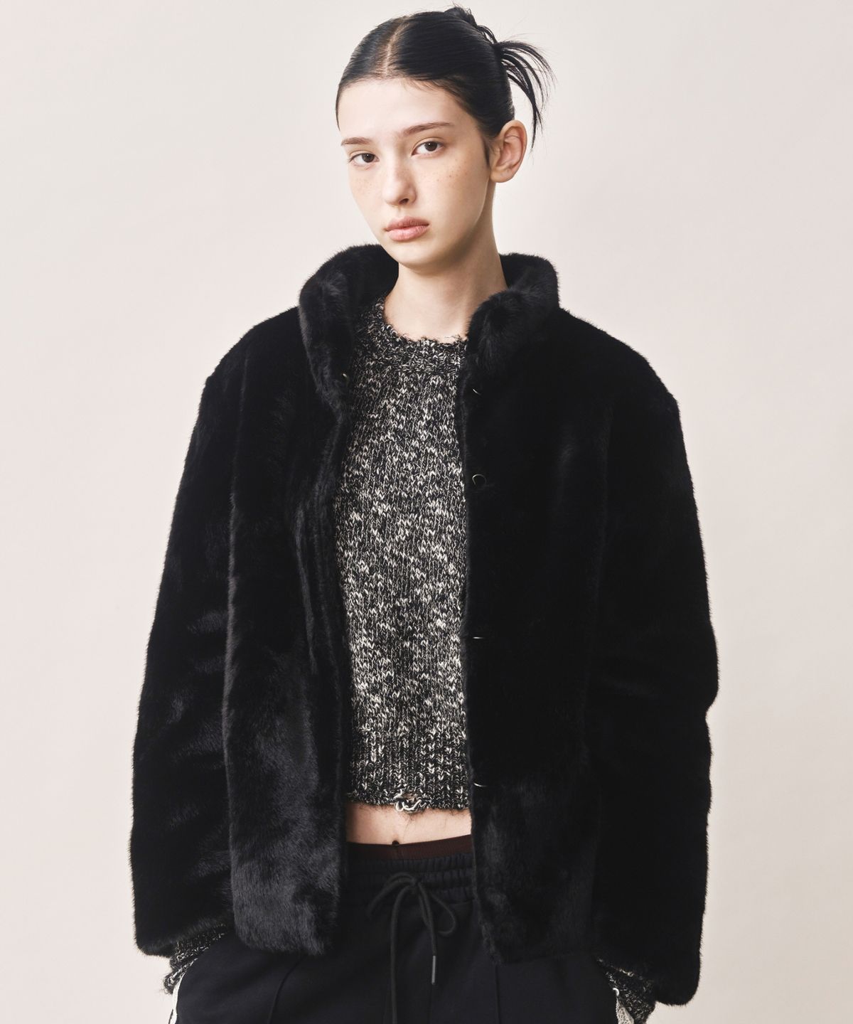 닉앤니콜(NICK&NICOLE) HIGH NECK SOFT FUR JACKET_2 COLOR