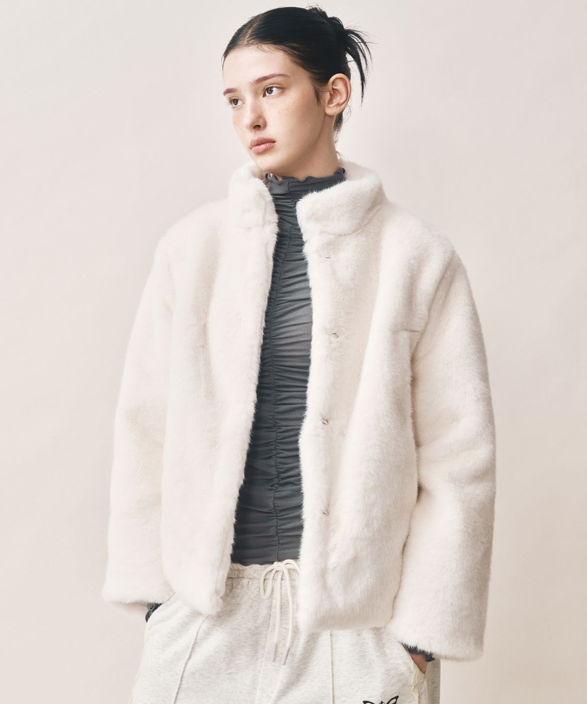닉앤니콜(NICK&NICOLE) HIGH NECK SOFT FUR JACKET_IVORY