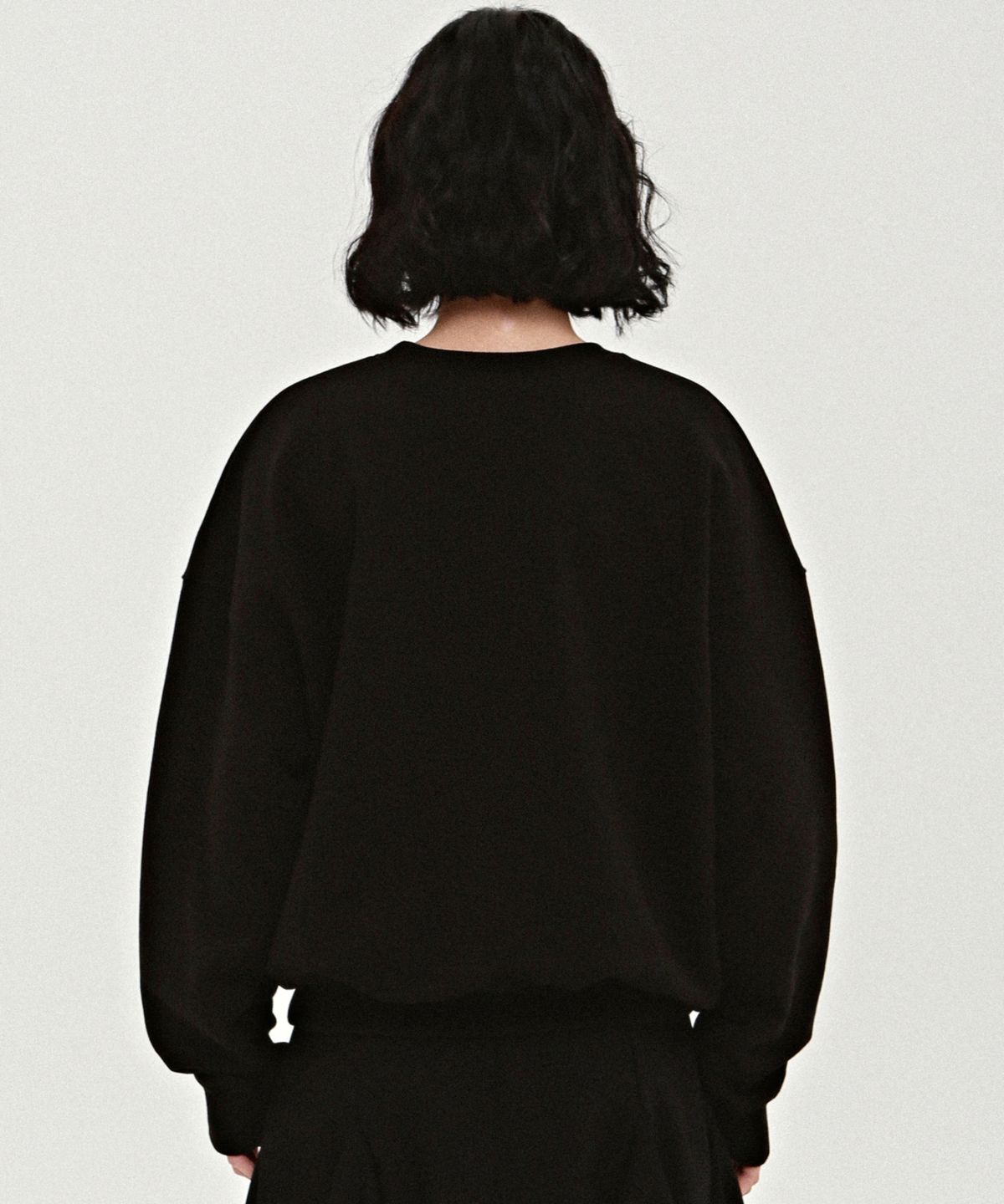 닉앤니콜(NICK&NICOLE) VOLUME BUTTERFLY SIGNATURE SWEATSHIRT_10 COLOR