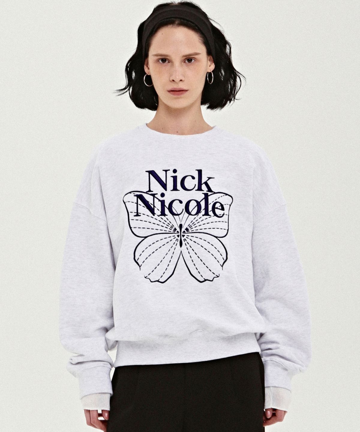 닉앤니콜(NICK&NICOLE) VOLUME BUTTERFLY SIGNATURE SWEATSHIRT_10 COLOR