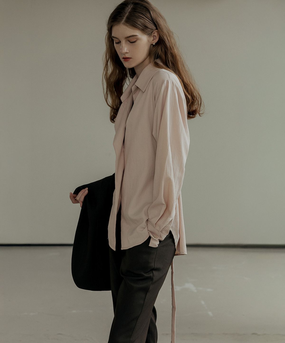 메이버유(MAYVERU) Dakota Belt Blouse _ Pink