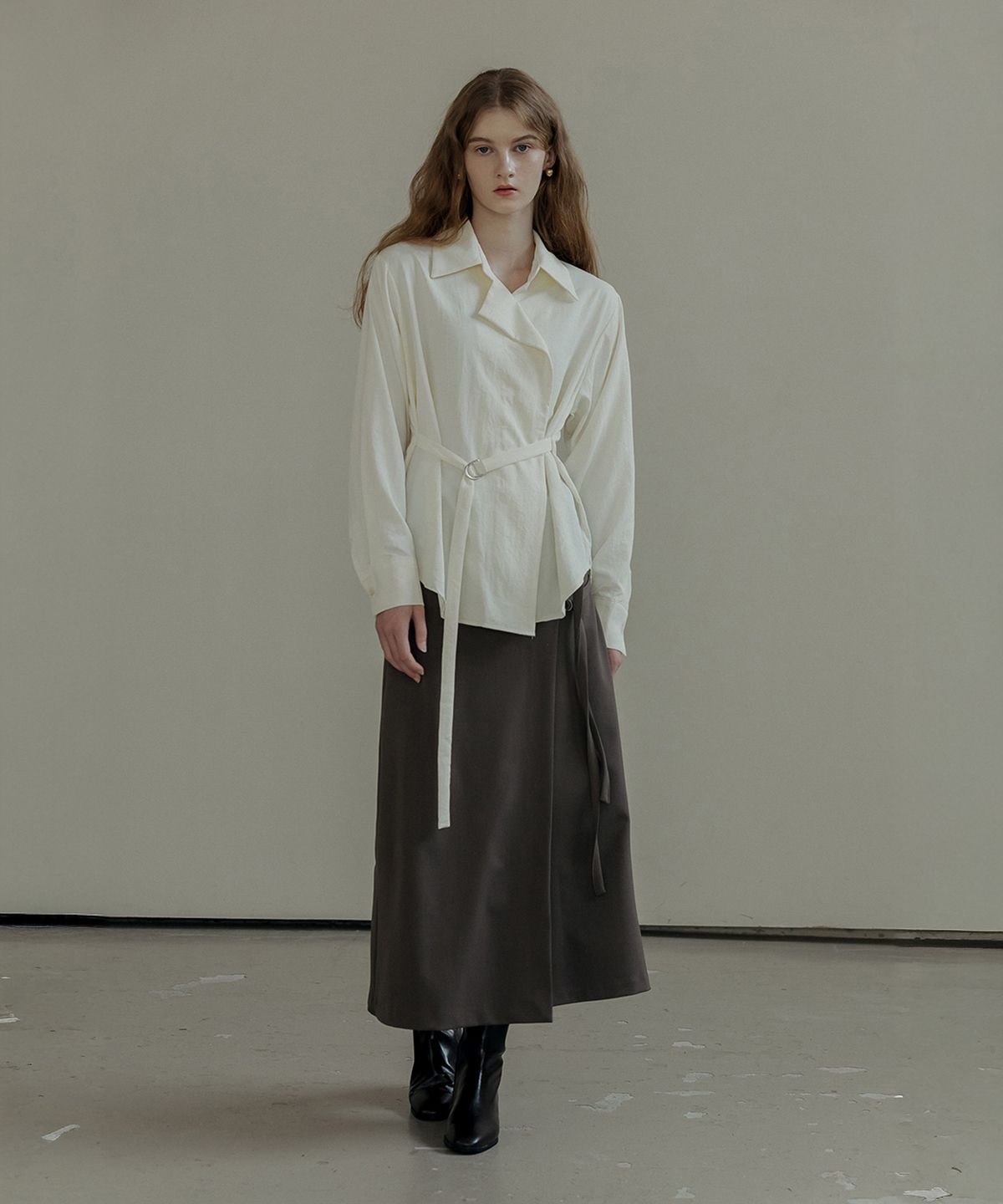 메이버유(MAYVERU) Dakota Belt Blouse _ Ivory