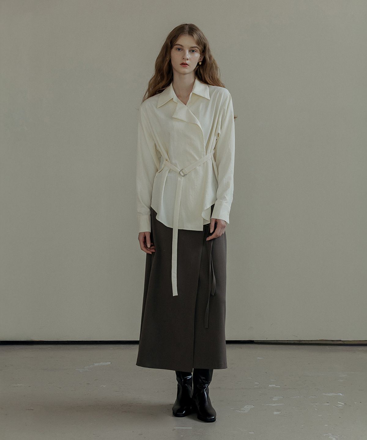 메이버유(MAYVERU) Dakota Belt Blouse _ Ivory