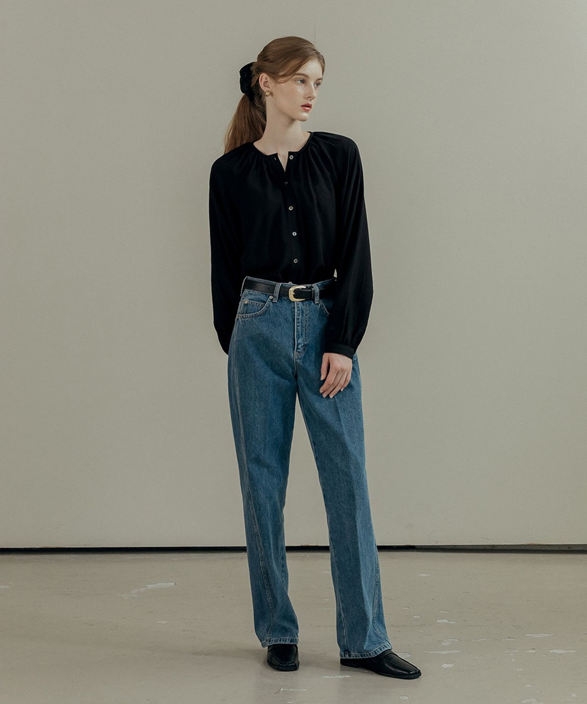 메이버유(MAYVERU) Laurina Shirring Blouse _ Black