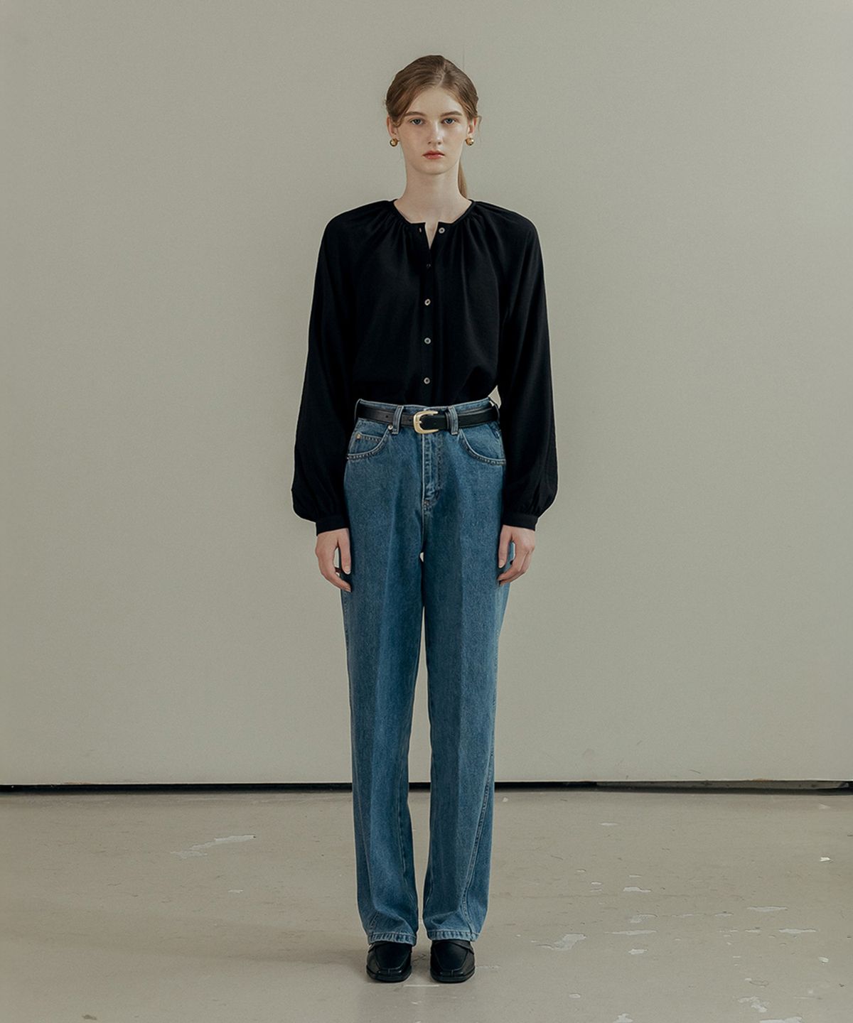 메이버유(MAYVERU) Laurina Shirring Blouse _ Black