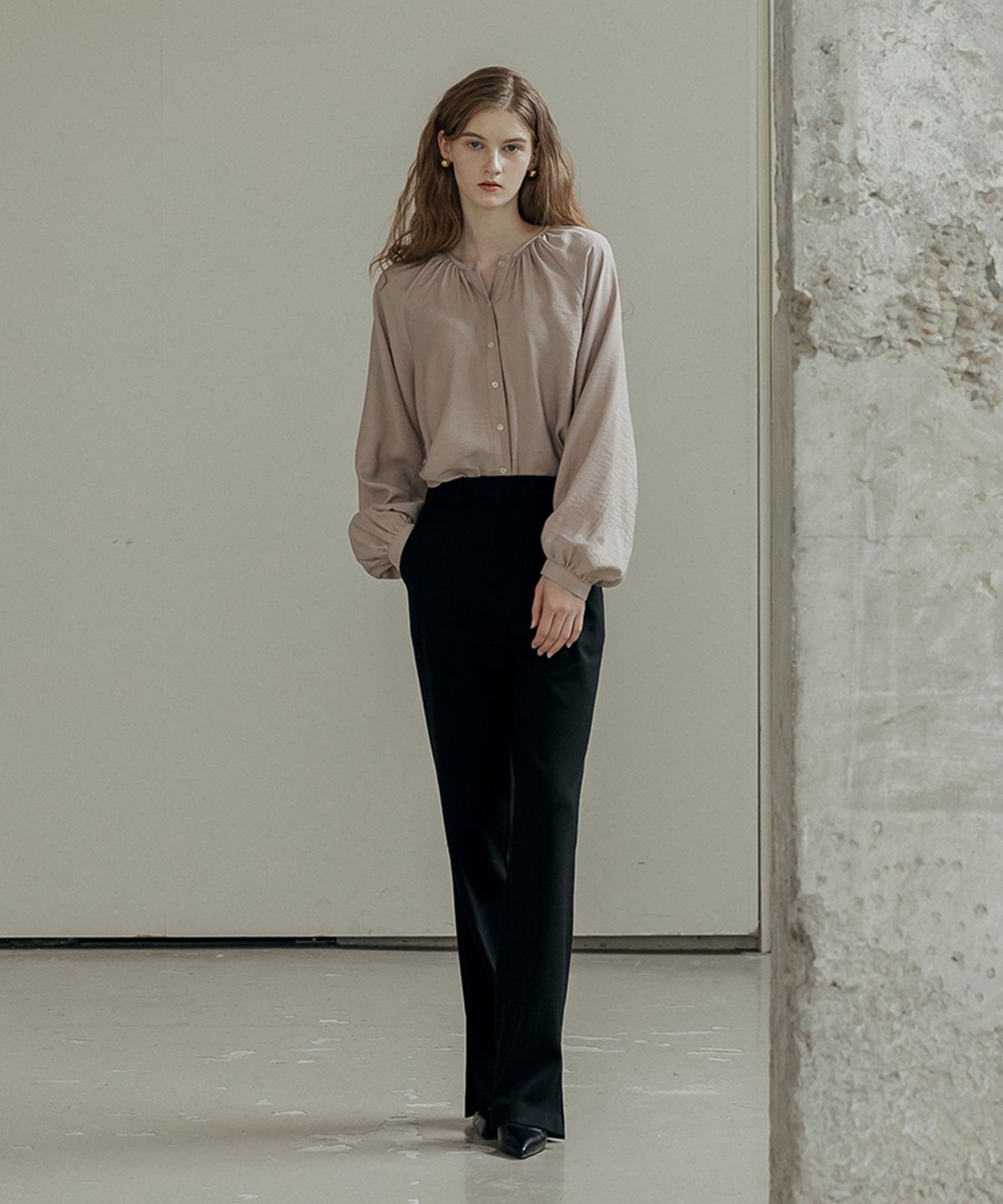 메이버유(MAYVERU) Laurina Shirring Blouse _ Pink