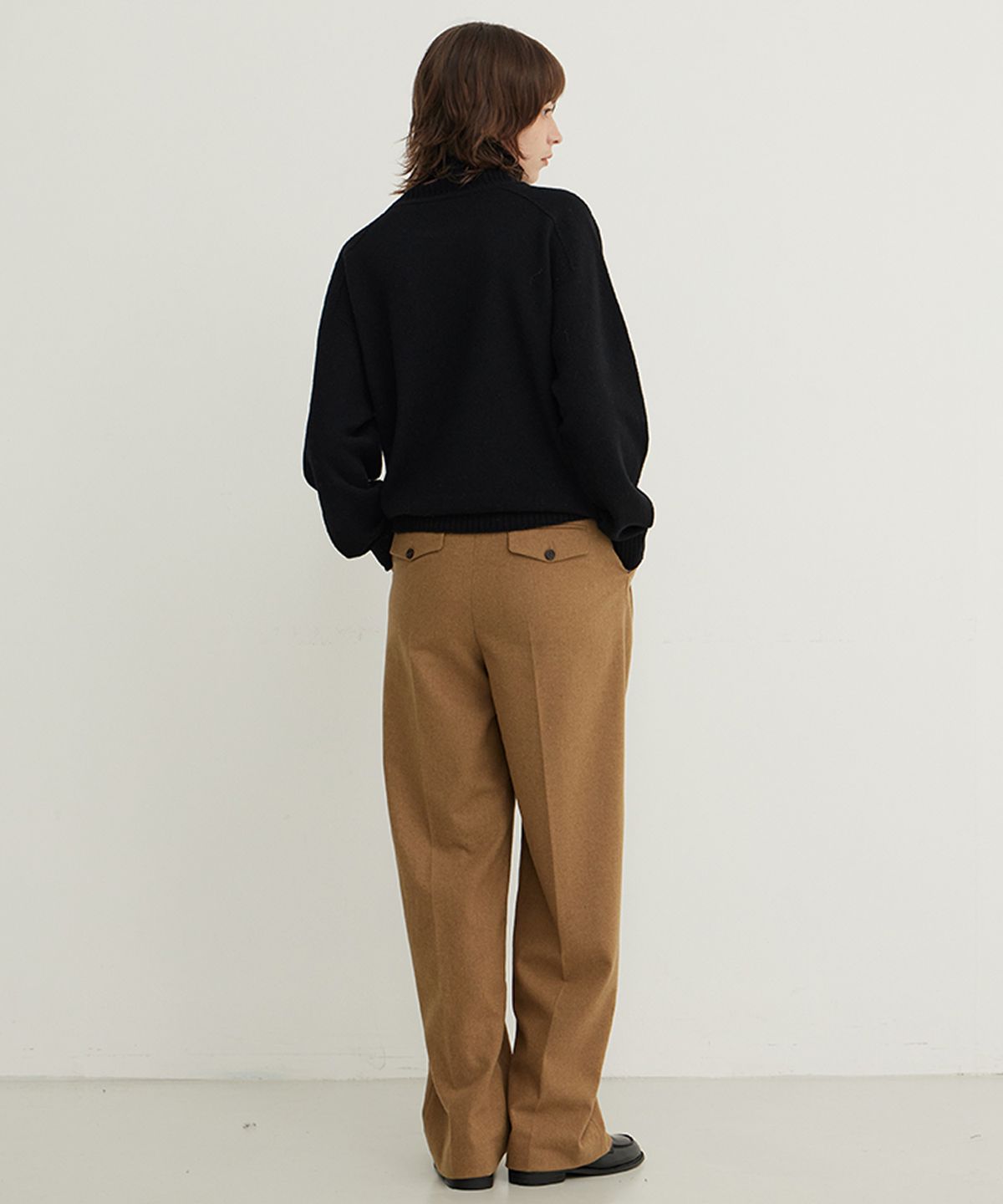 스텝어라운드(STEP AROUND) Wool Blend Wide Pleated Slacks_CARAMEL