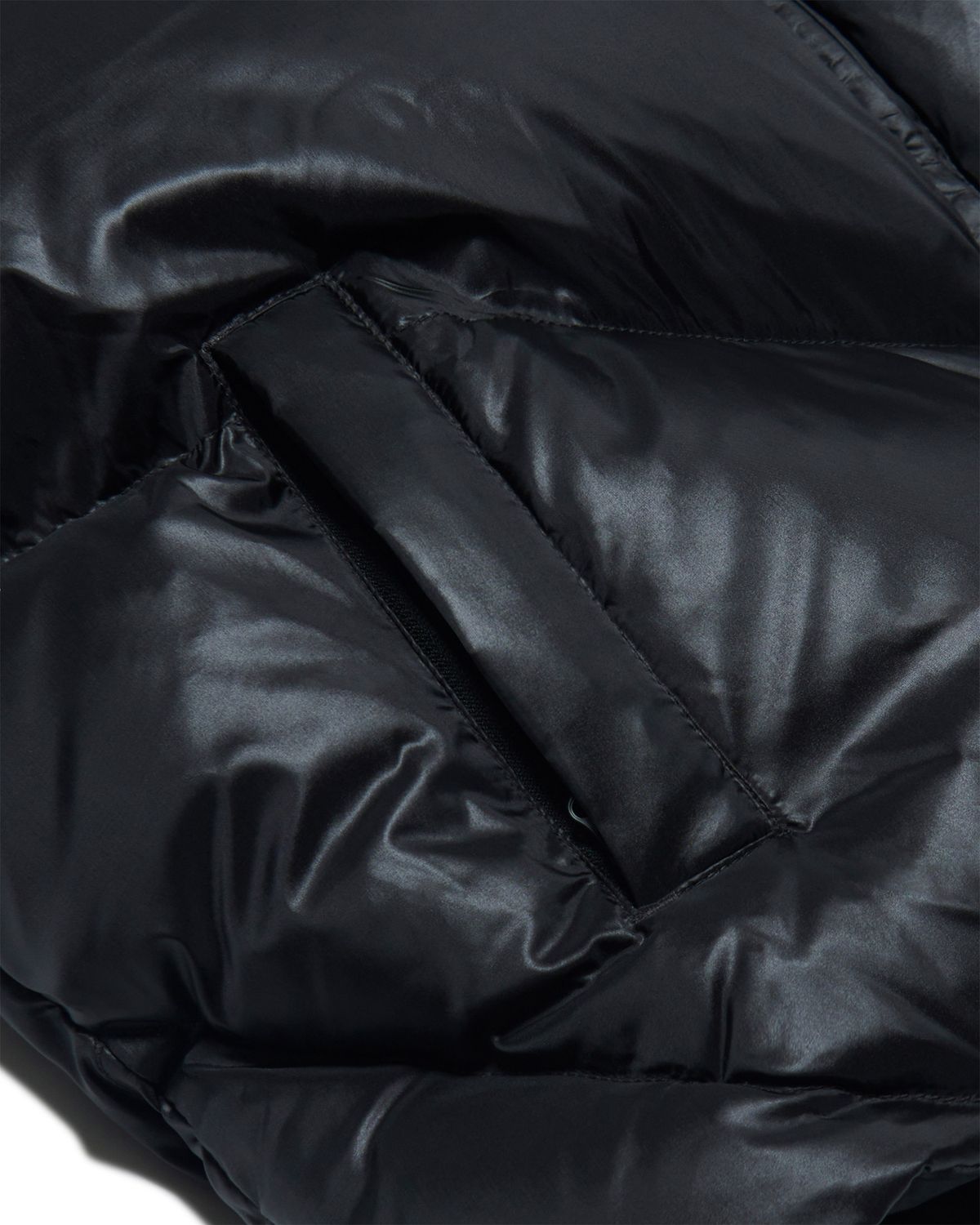 노매뉴얼(NOMANUAL) SKADI DUCK DOWN - GLOSSY BLACK