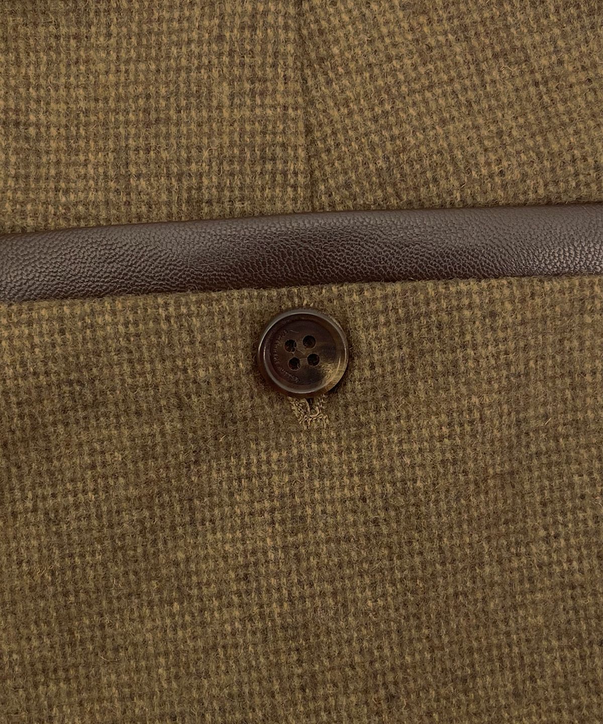 썸웨어버터(SOMEWHEREBUTTER) Louin Wool Short Pants - Brown