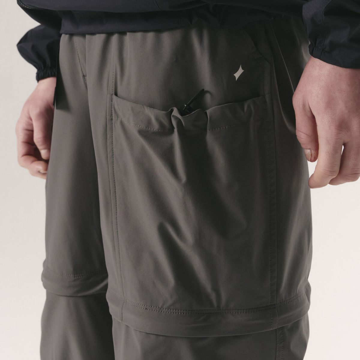 어반사이드 어패럴(URBANSIDE APPAREL) [24SS] 이지모드 컨버터블 2WAY 팬츠