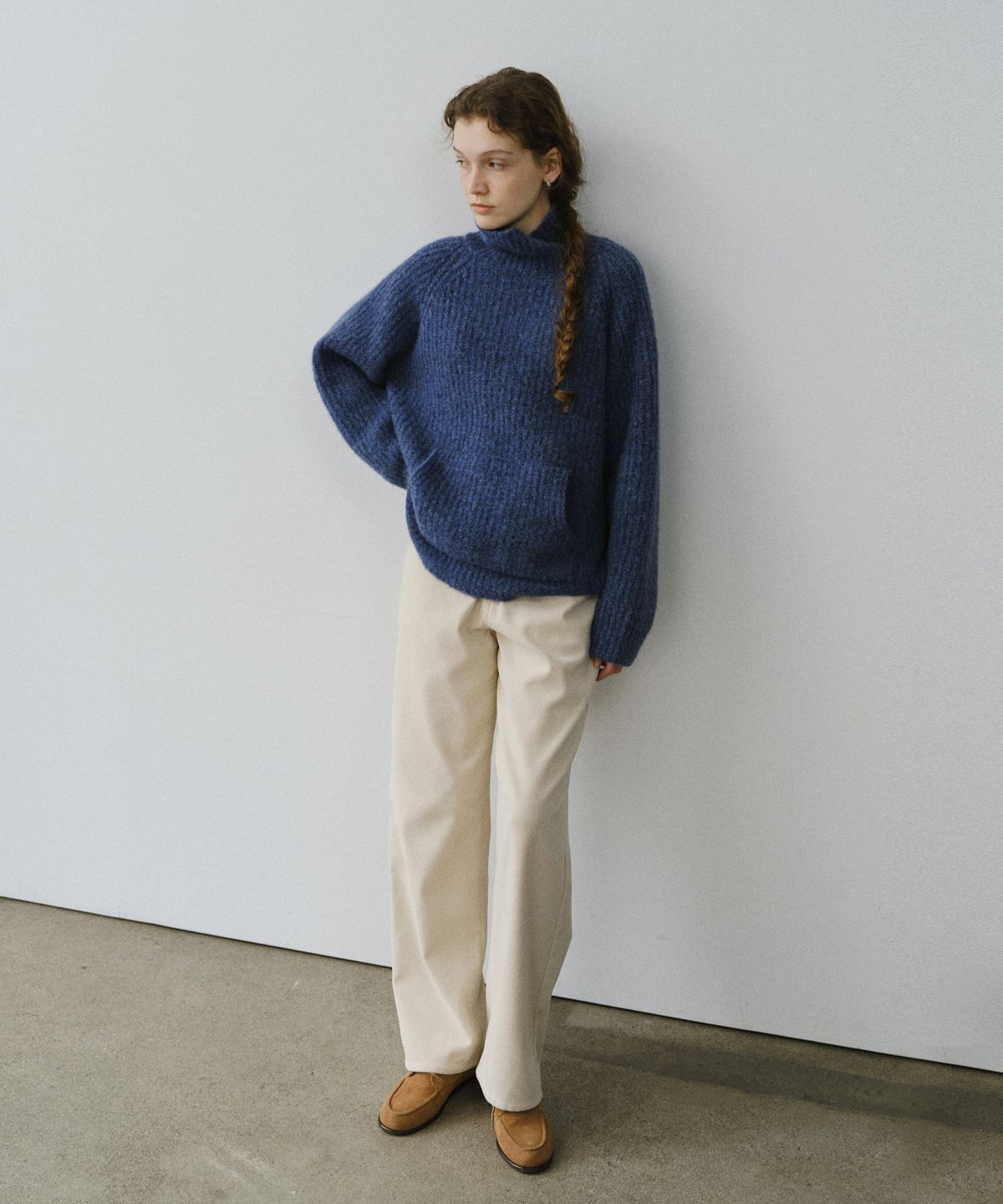 유라고(URAGO) Buckle corduroy pants