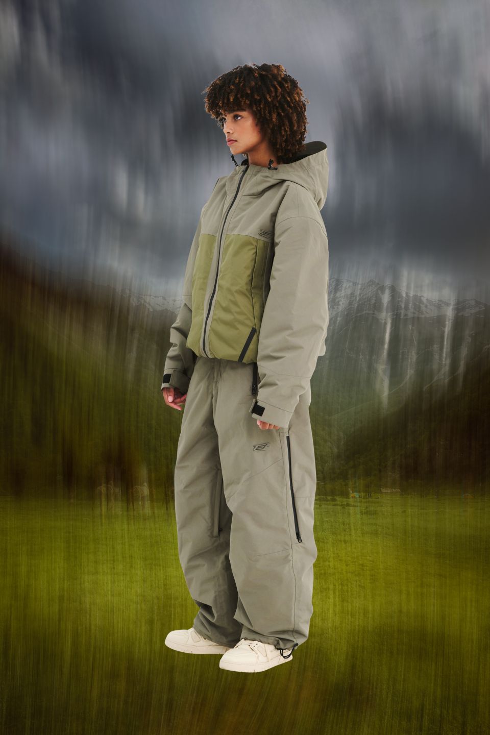 MUSINSA | BSRABBIT Special Hooded Seam Sealing Jacket Khaki