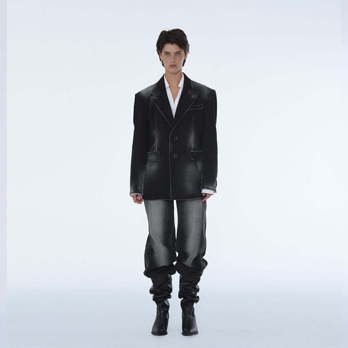 더발론(THE BALLON) WOMEN BLACK CAT WASHED JEANS