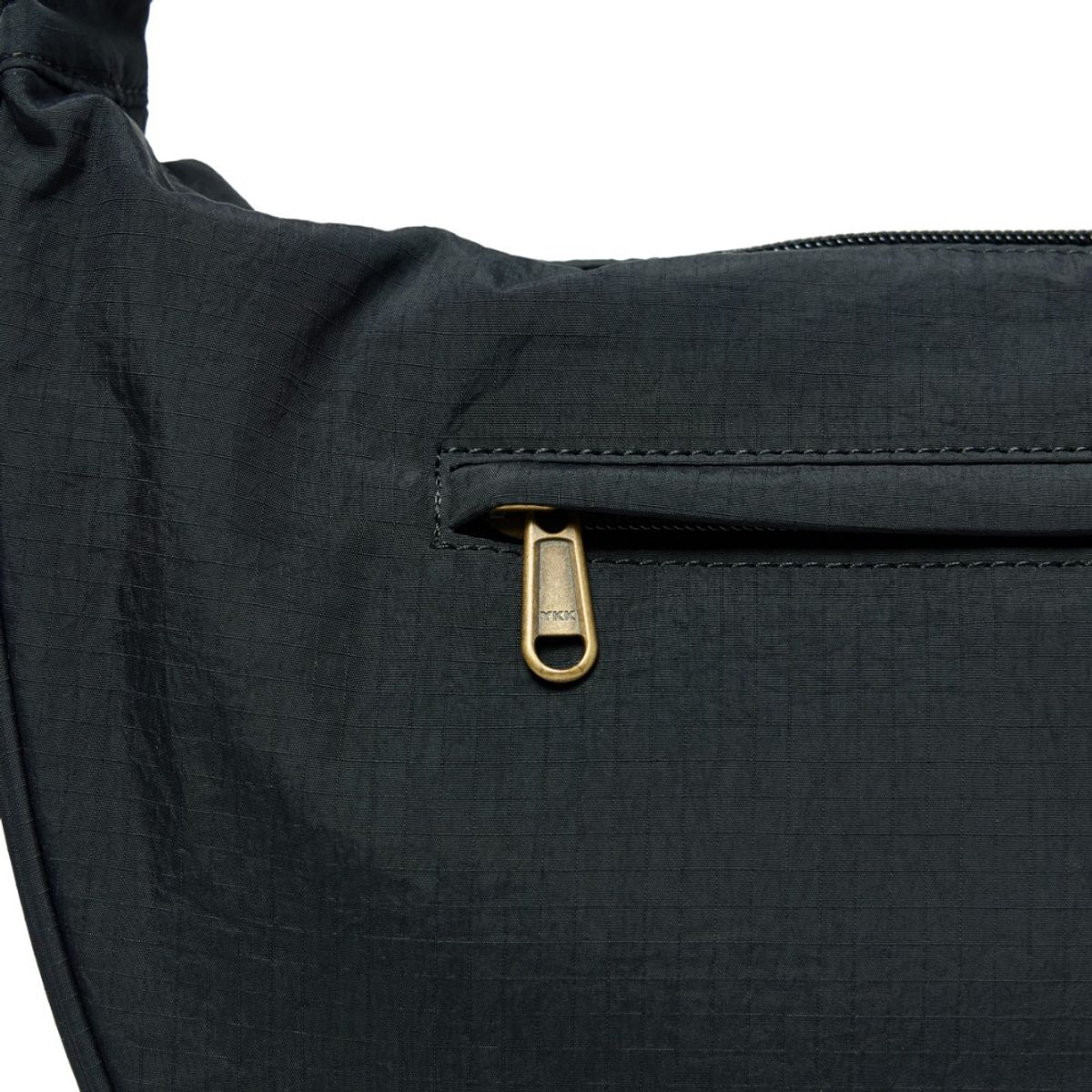 브롬톤 런던(BROMPTON LONDON) HALFMOON BAG - BLACK (P245ACR203)