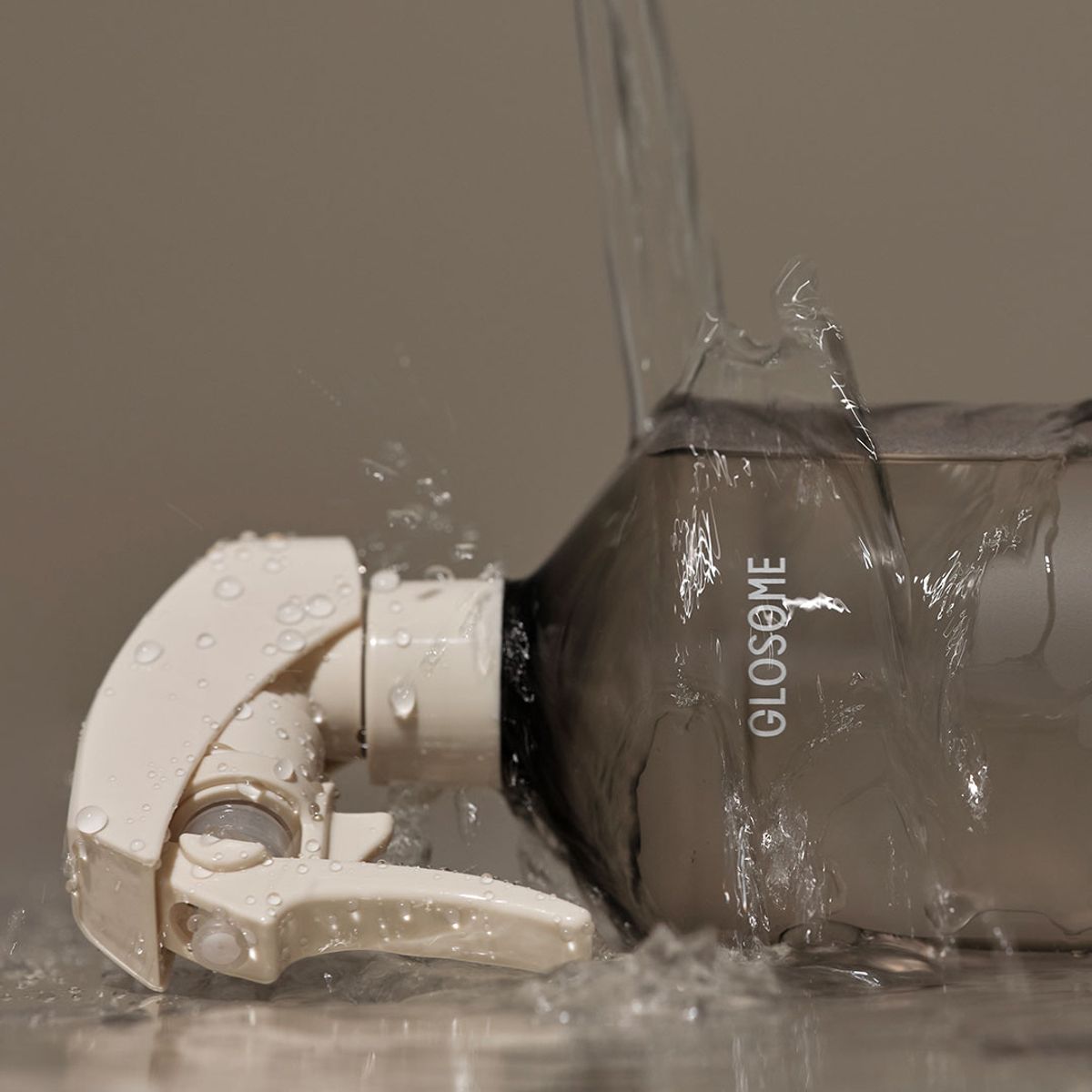 글로썸(GLOSOME) 에어클리너 무향 탈취 스프레이 400ML