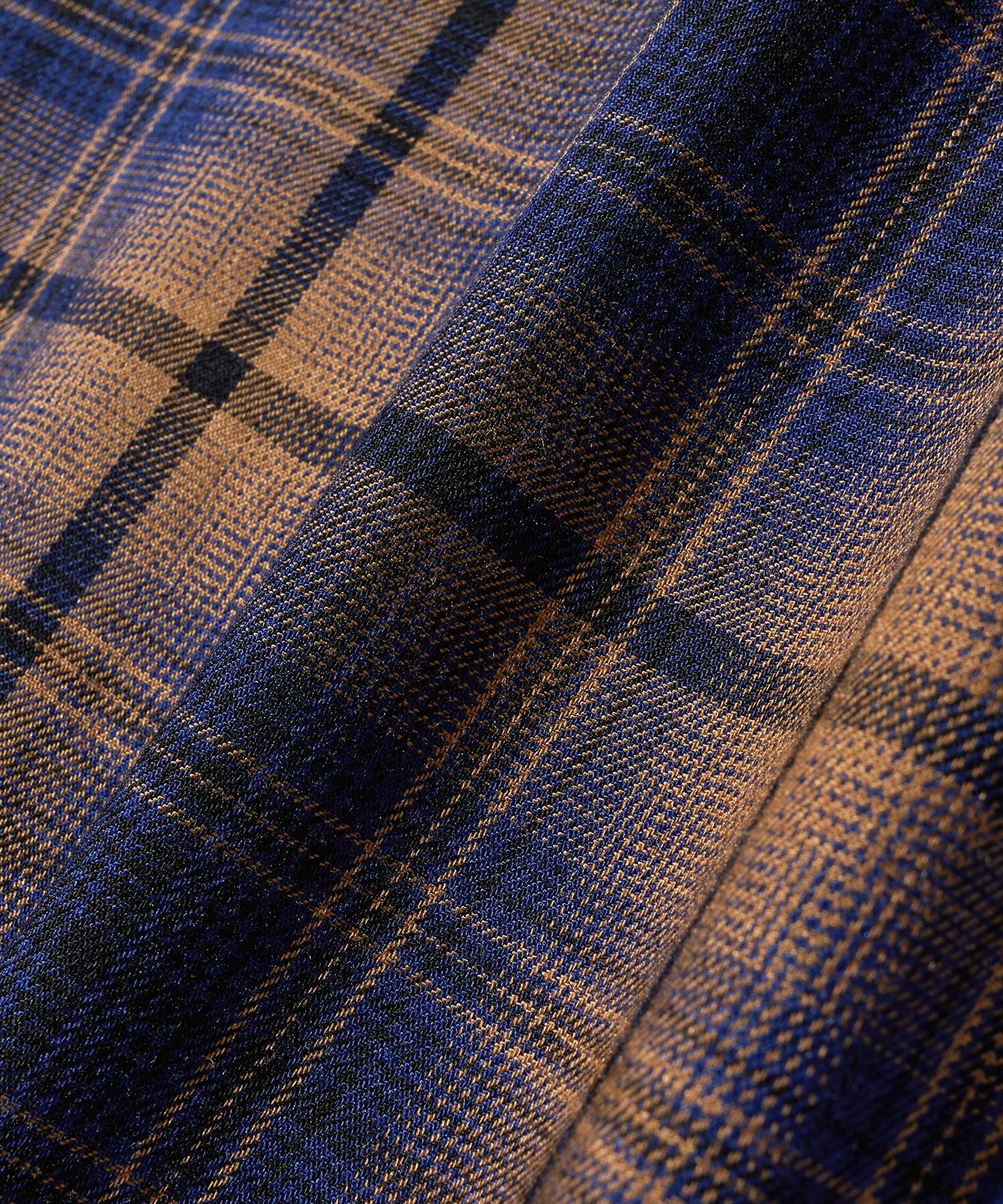 다이아몬드 레이라(DIAMOND LAYLA) Layered Camel Navy Mood Check Shirt S165