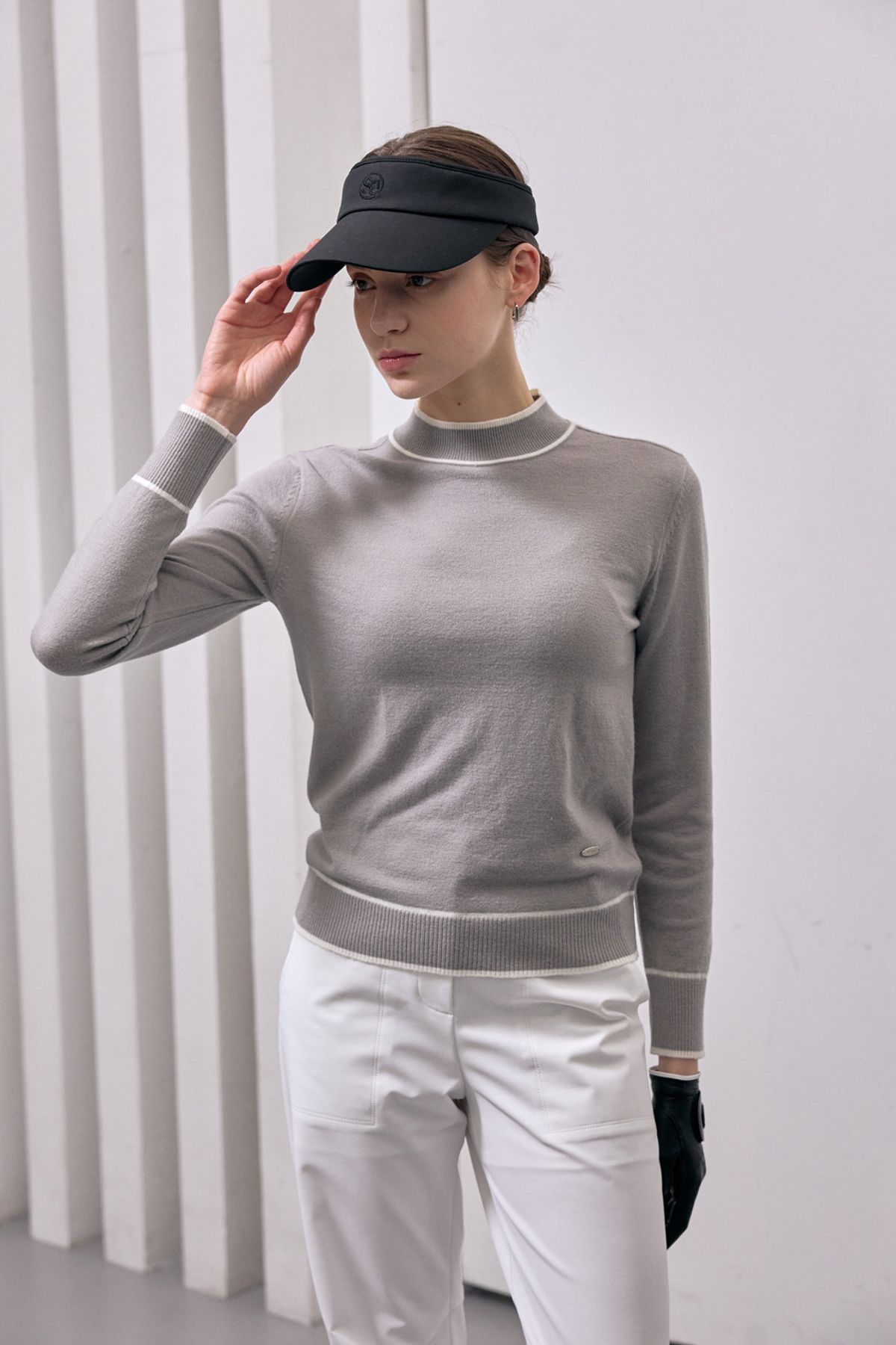 슈와(SCHWA) 울 라인배색 스트레치 니트 (Warm Grey)