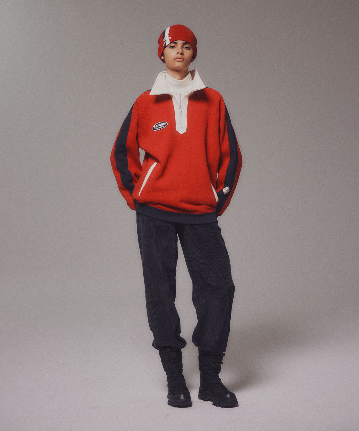 미나수(MENASOO) Color Combination Sweatshirt_Red_기모원단