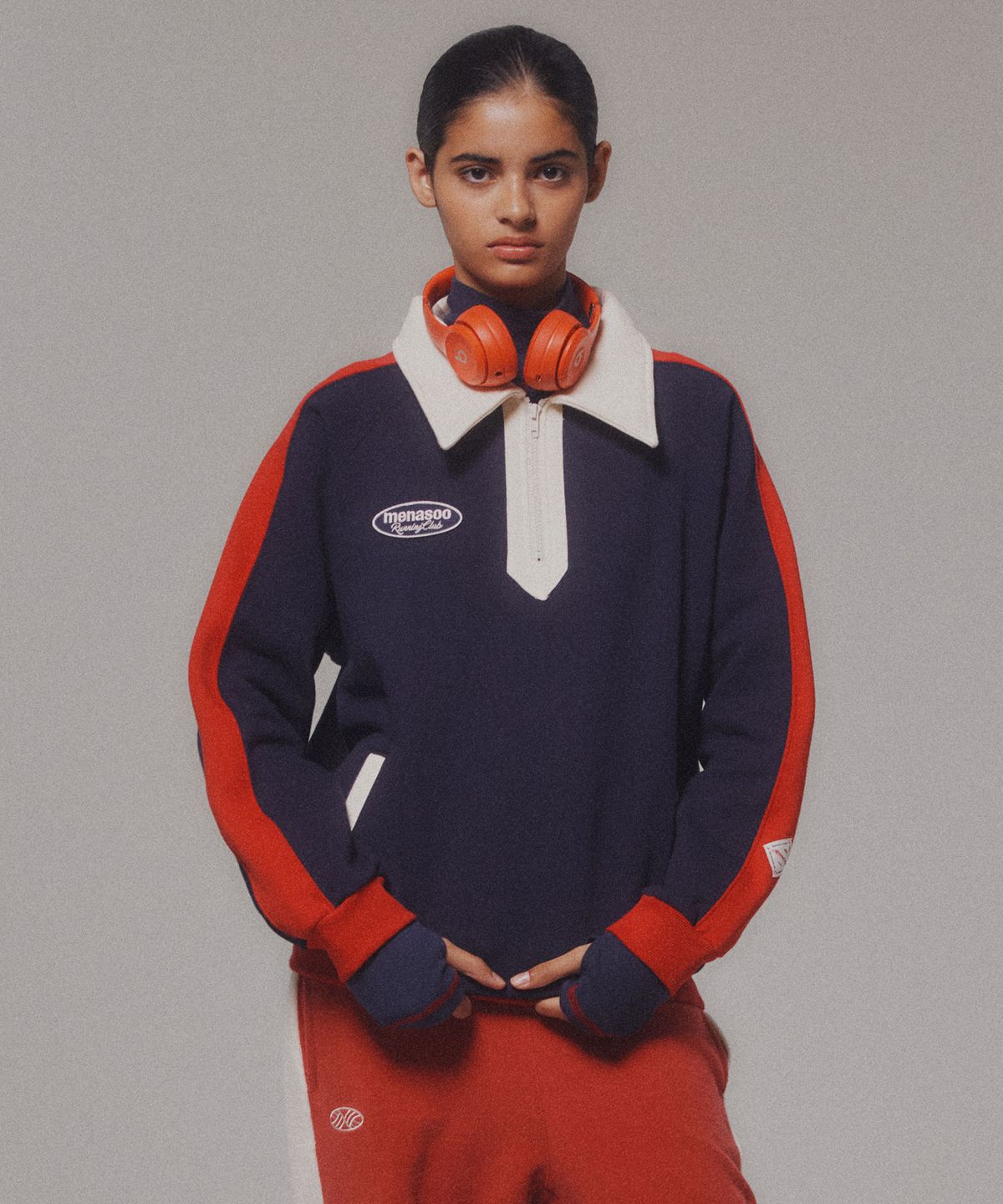 미나수(MENASOO) Color Combination Sweatshirt_Navy_기모원단