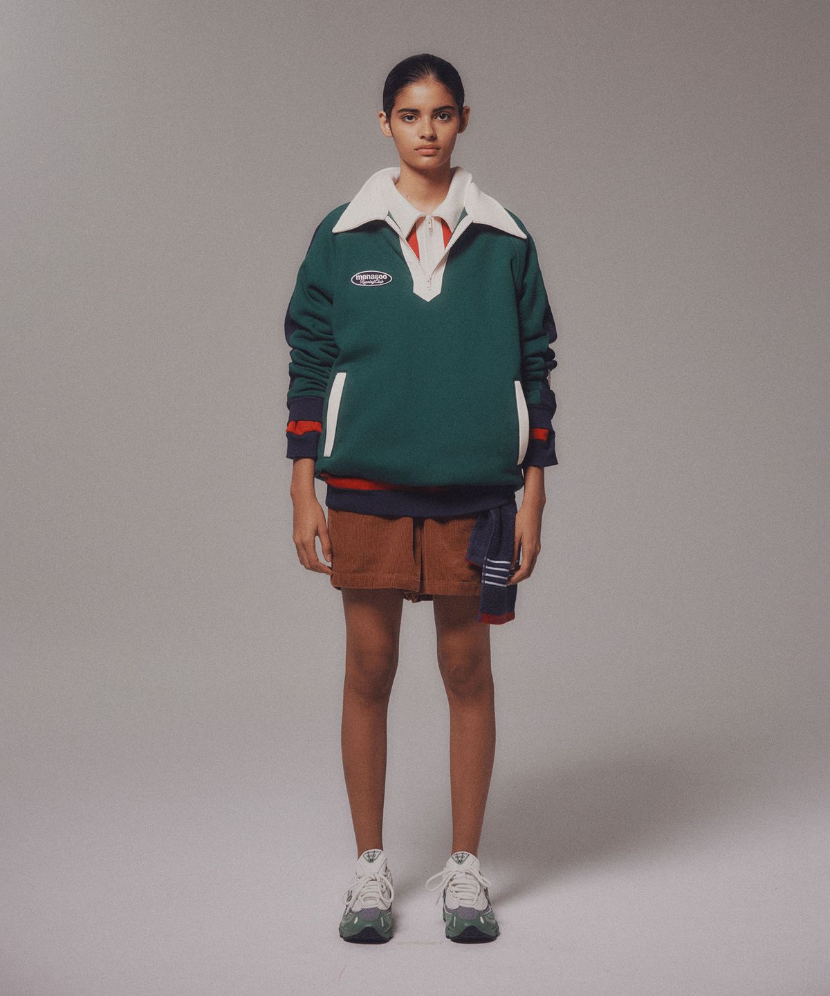 미나수(MENASOO) Color Combination Sweatshirt_Green_기모원단