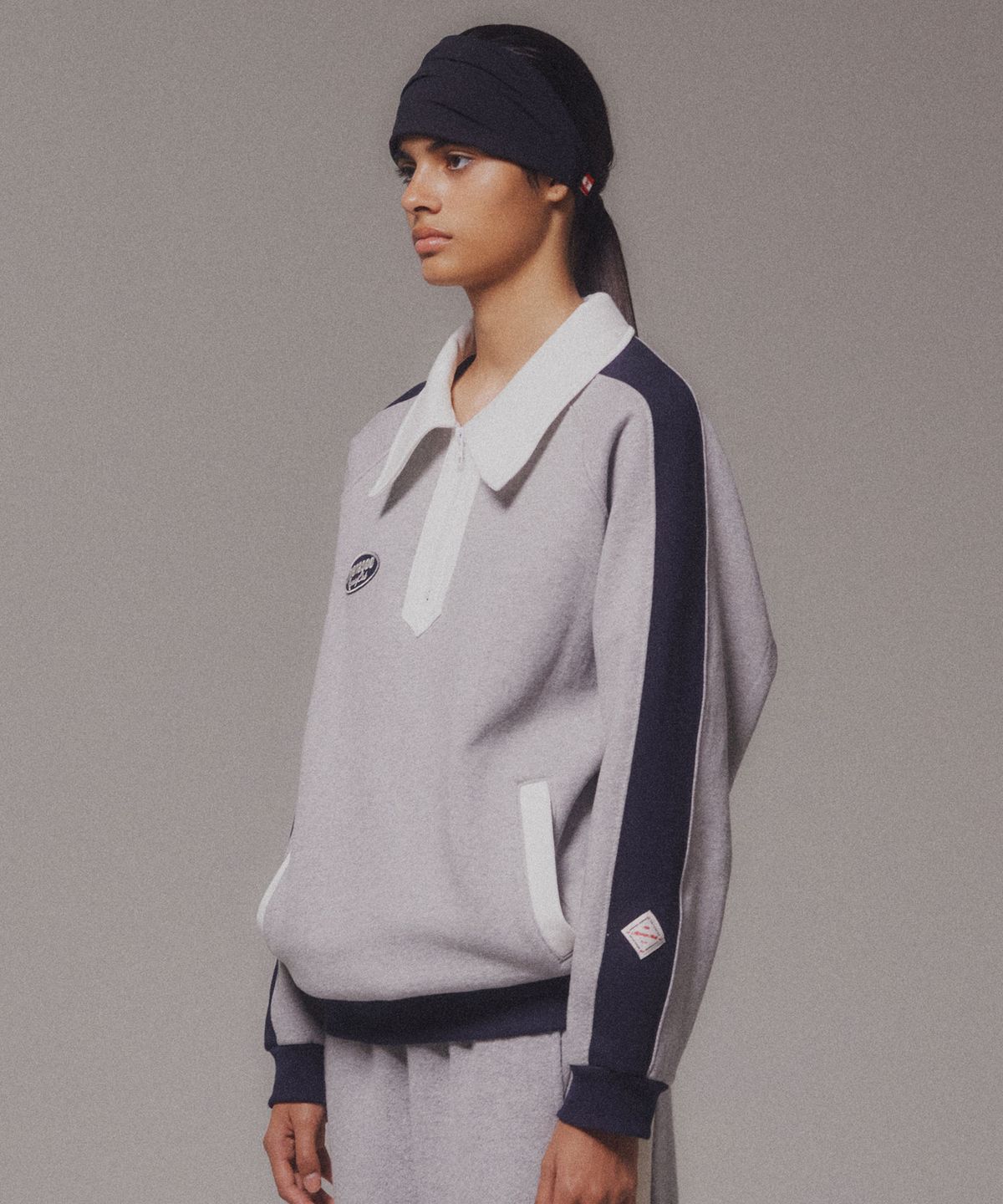미나수(MENASOO) Color Combination Sweatshirt_Gray_기모원단