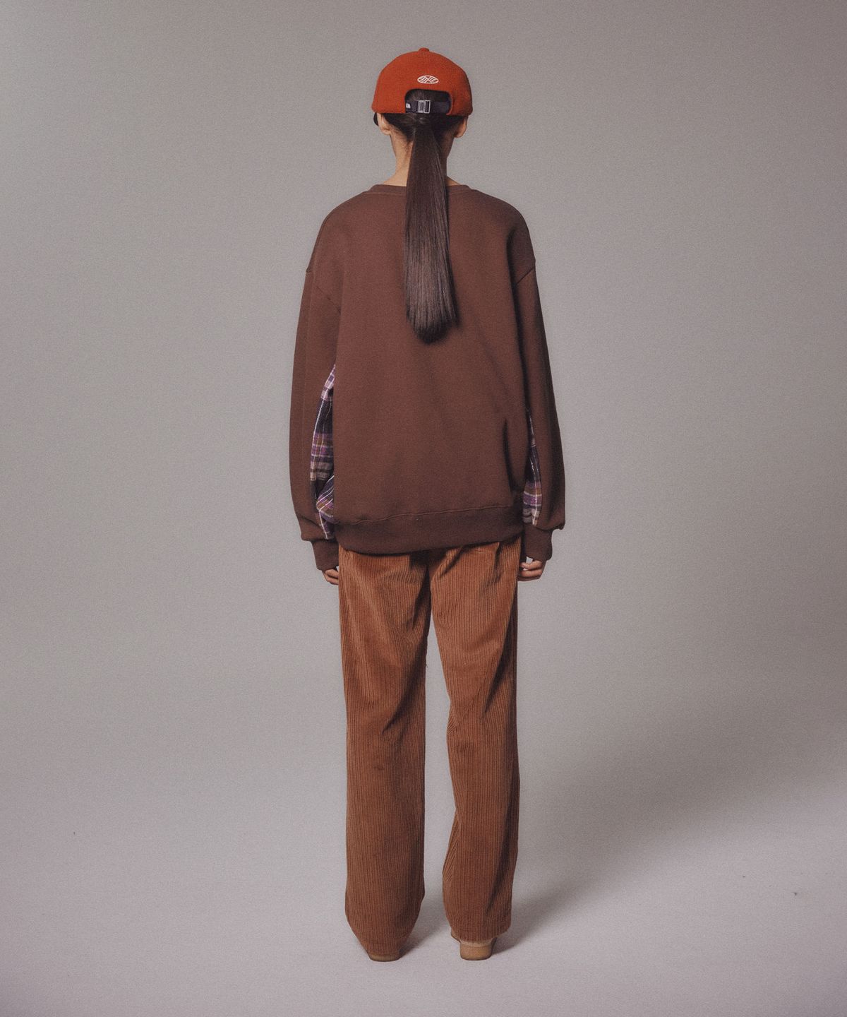 미나수(MENASOO) Check Combination Sweatshirt_Brown_기모원단