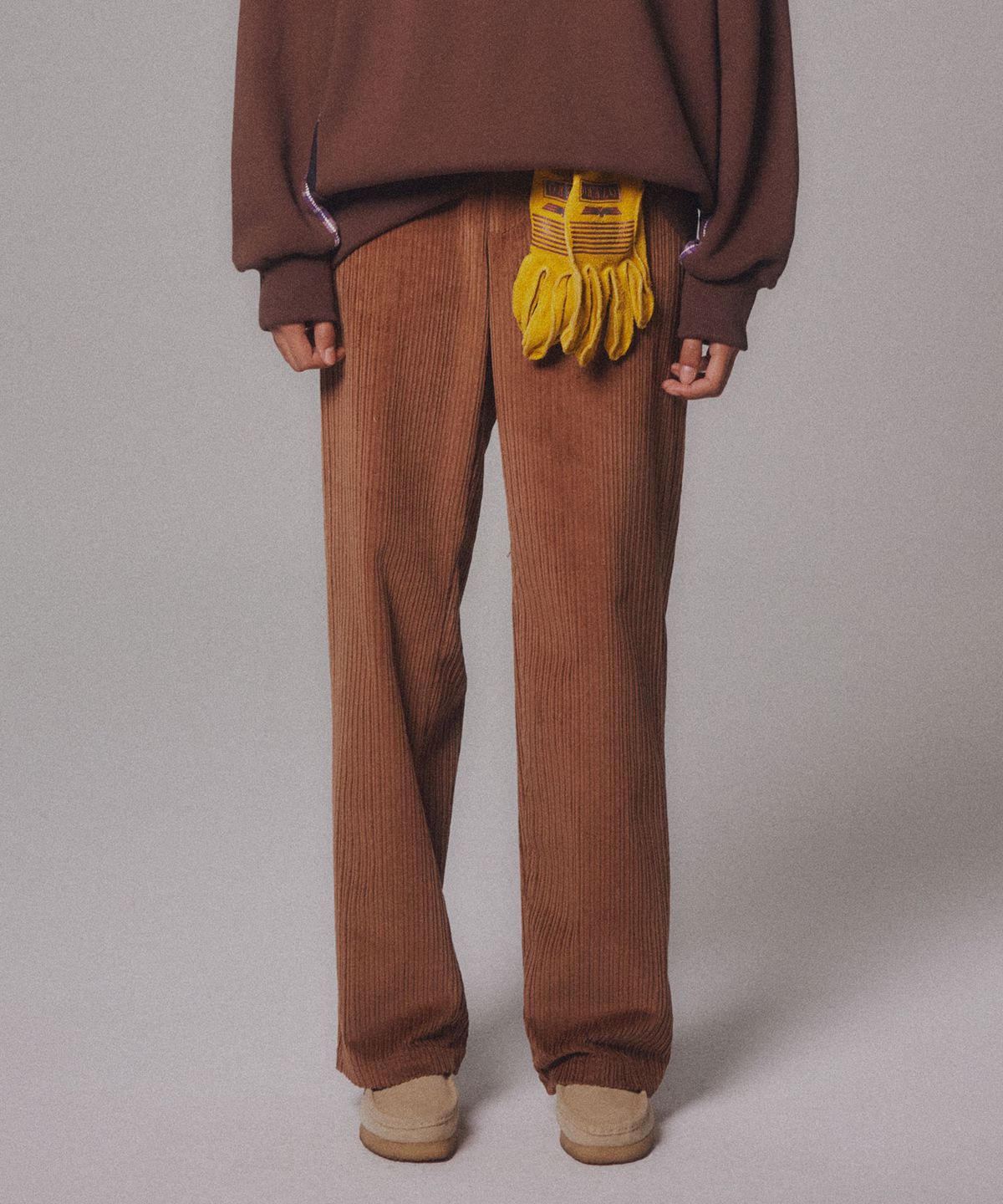 미나수(MENASOO) Corduroy Straight Pants_Brown