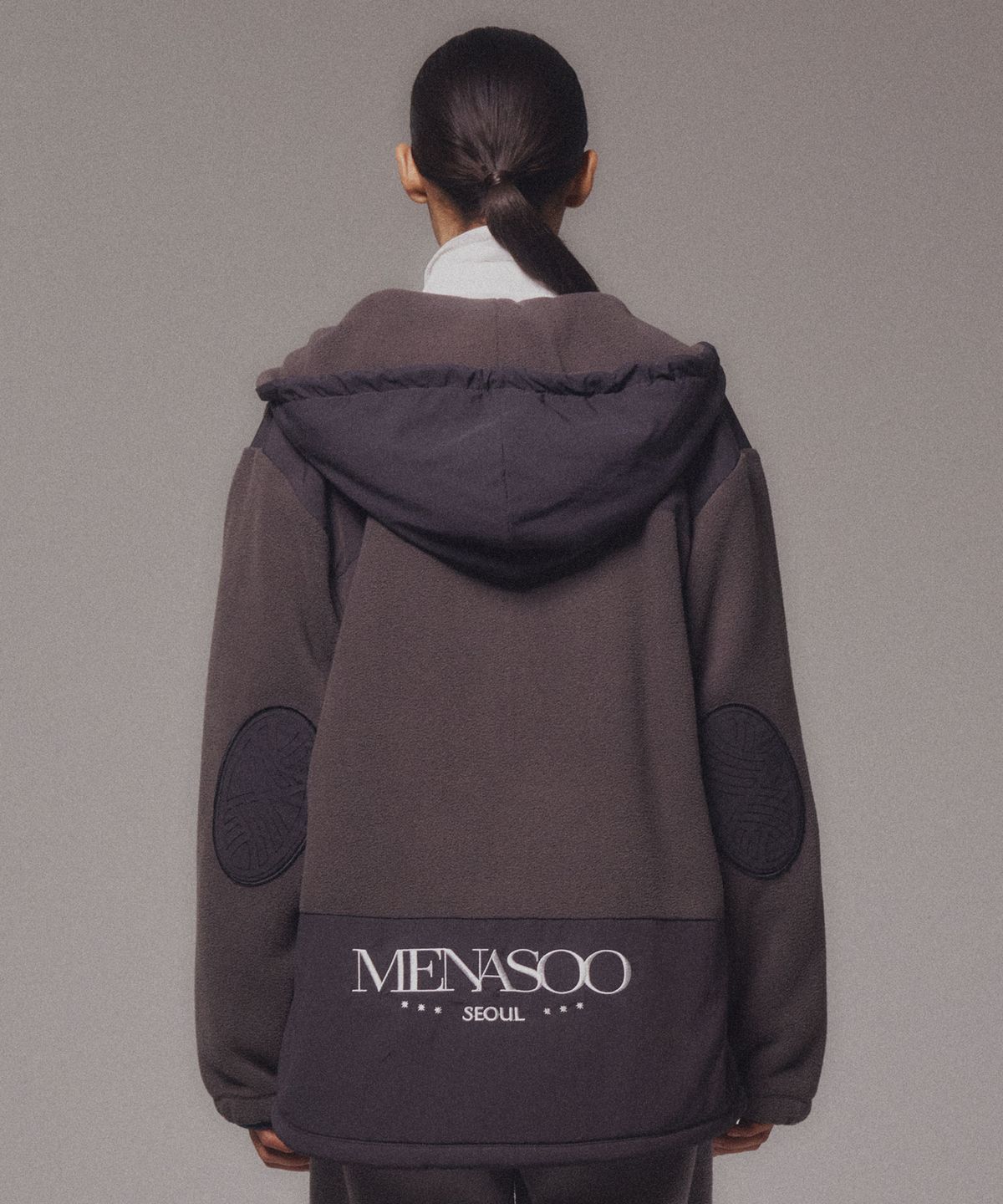 미나수(MENASOO) Fleece Hood Jacket_Charcoal