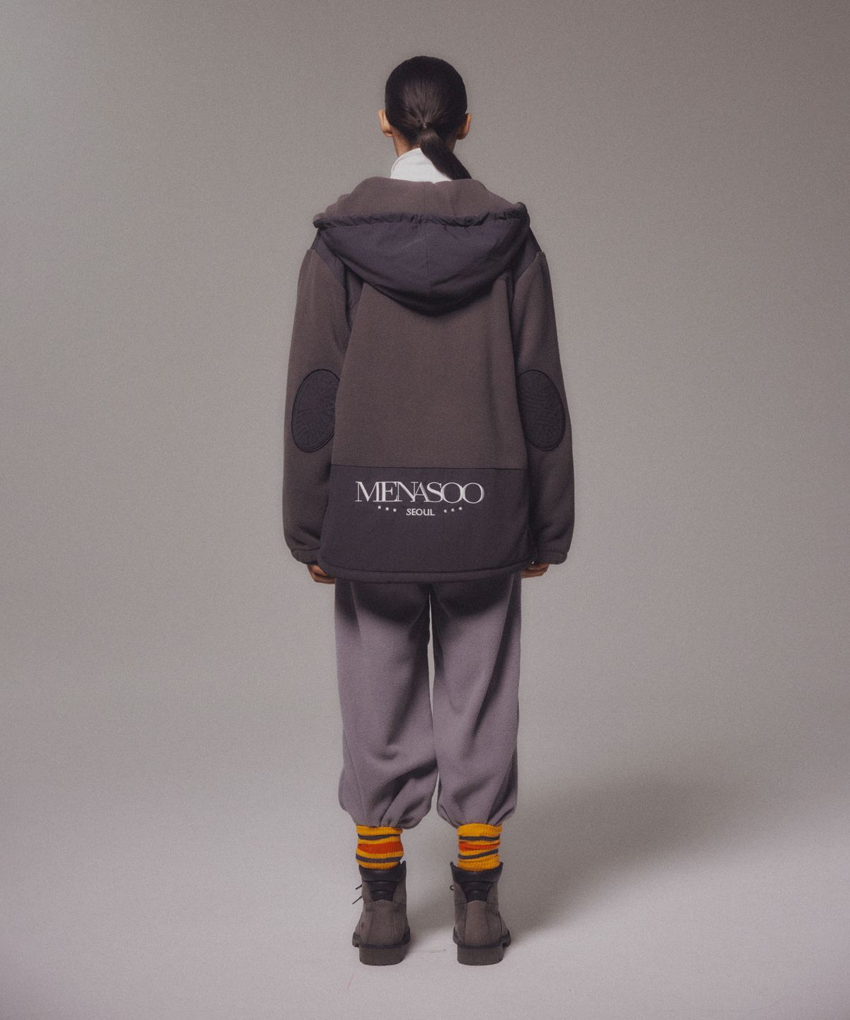 미나수(MENASOO) Fleece Hood Jacket_Charcoal